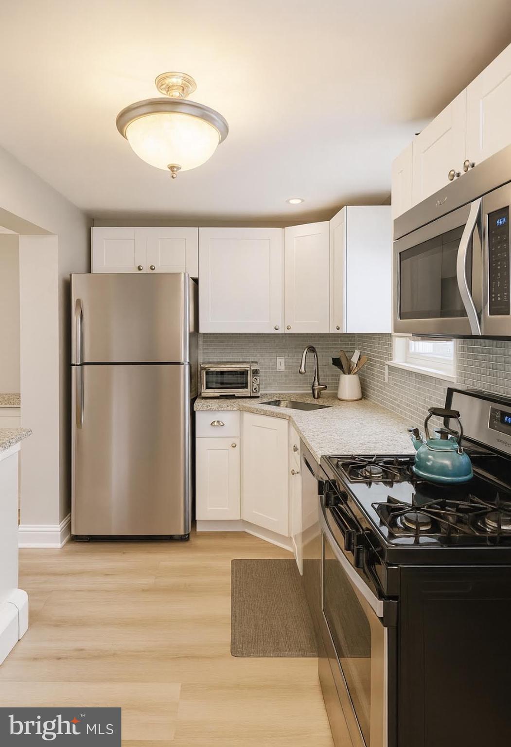 CONSHOHOCKEN - Residential Lease