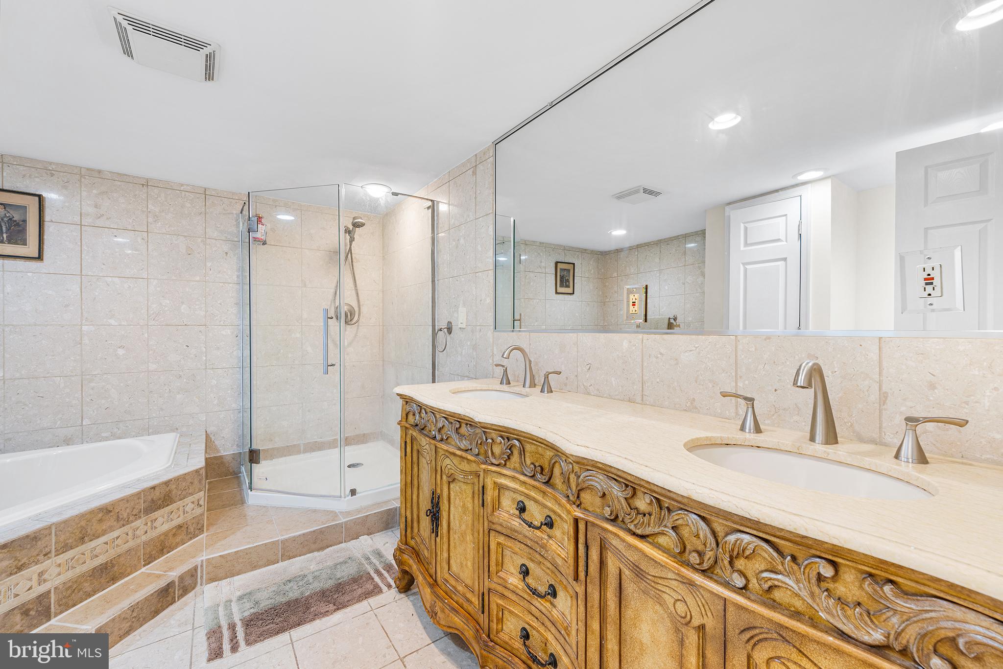 RANDALLWOOD - Residential