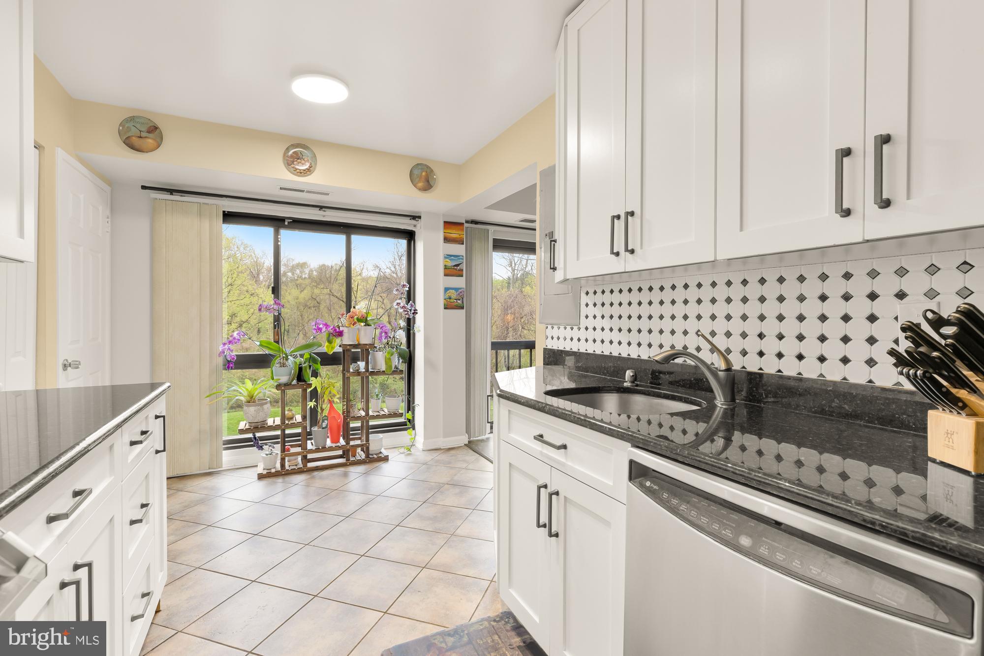 PARK TERRACE COND - Residential