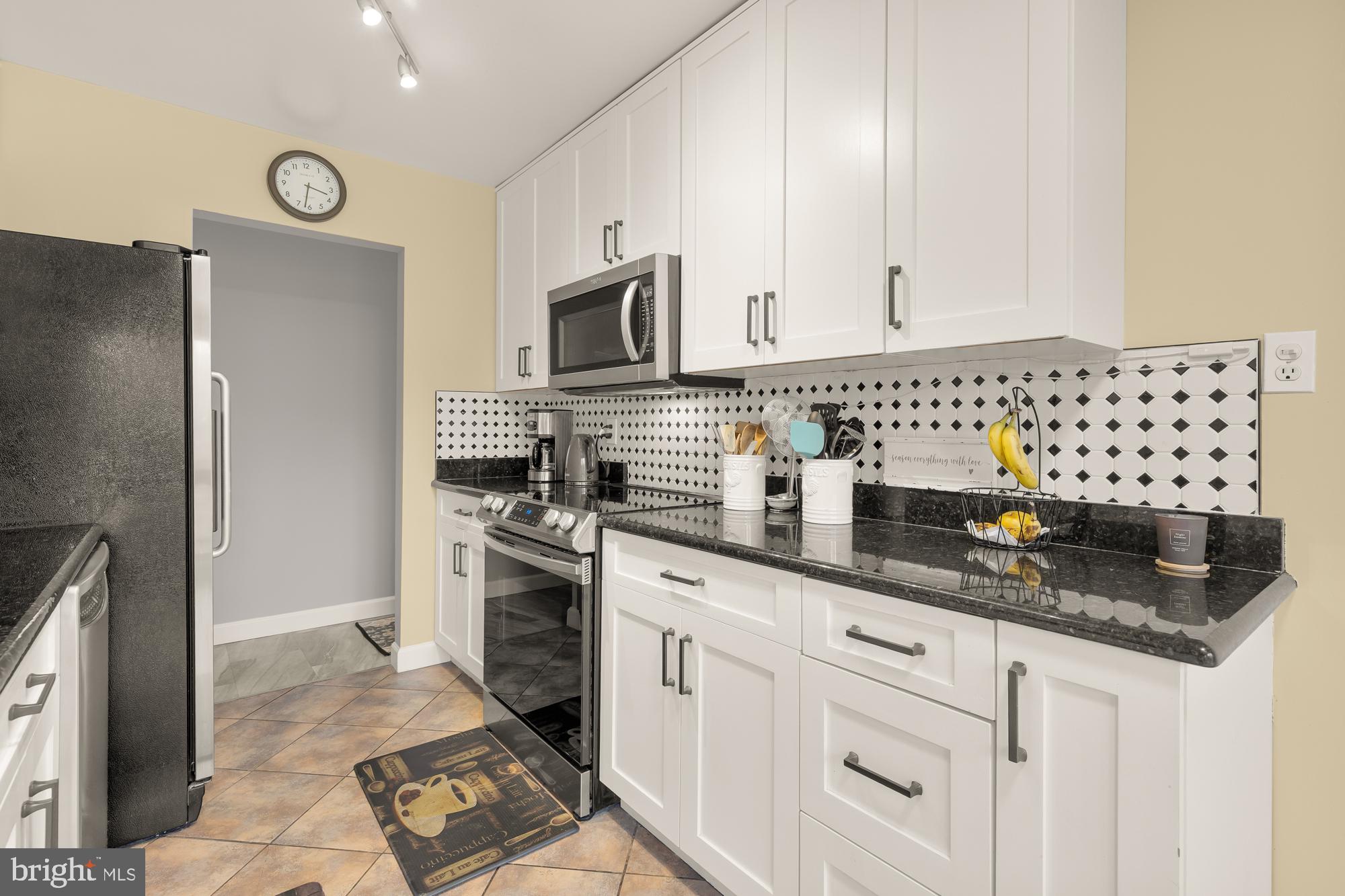 PARK TERRACE COND - Residential