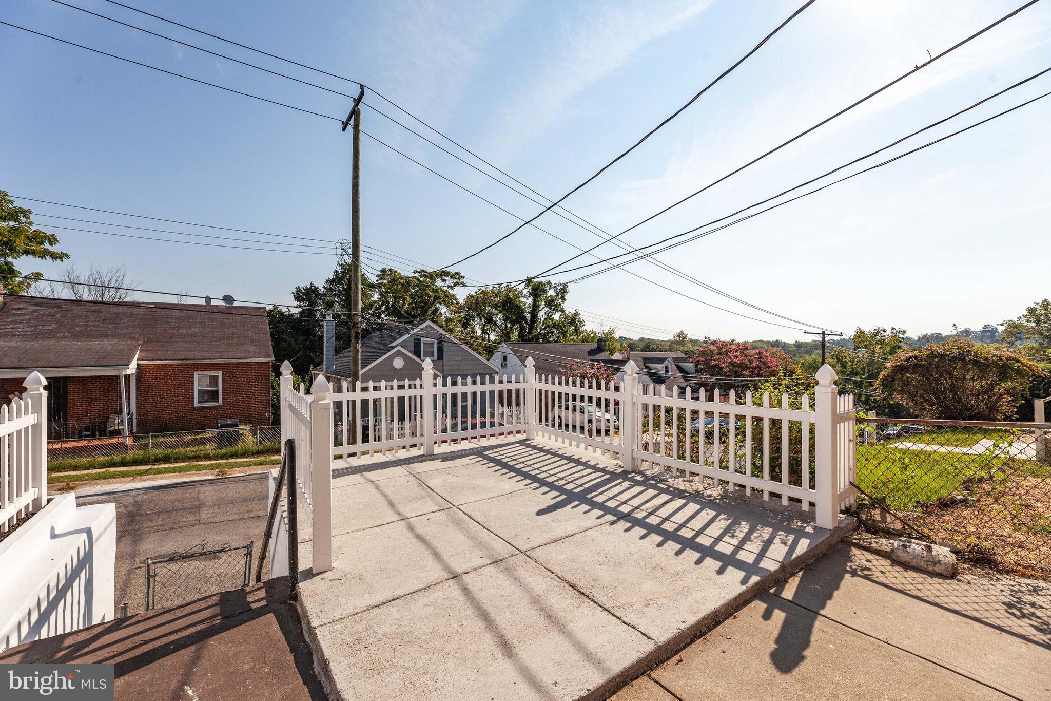 BRADBURY HEIGHTS - Residential