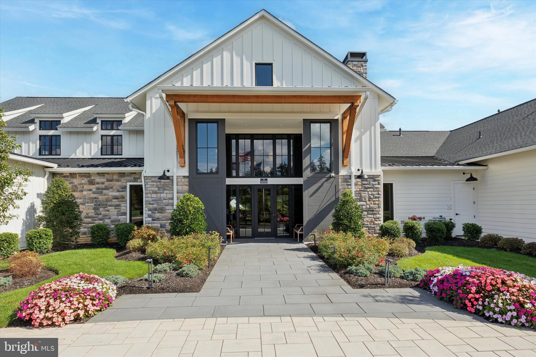 REGENCY AT WATERSIDE - Residential