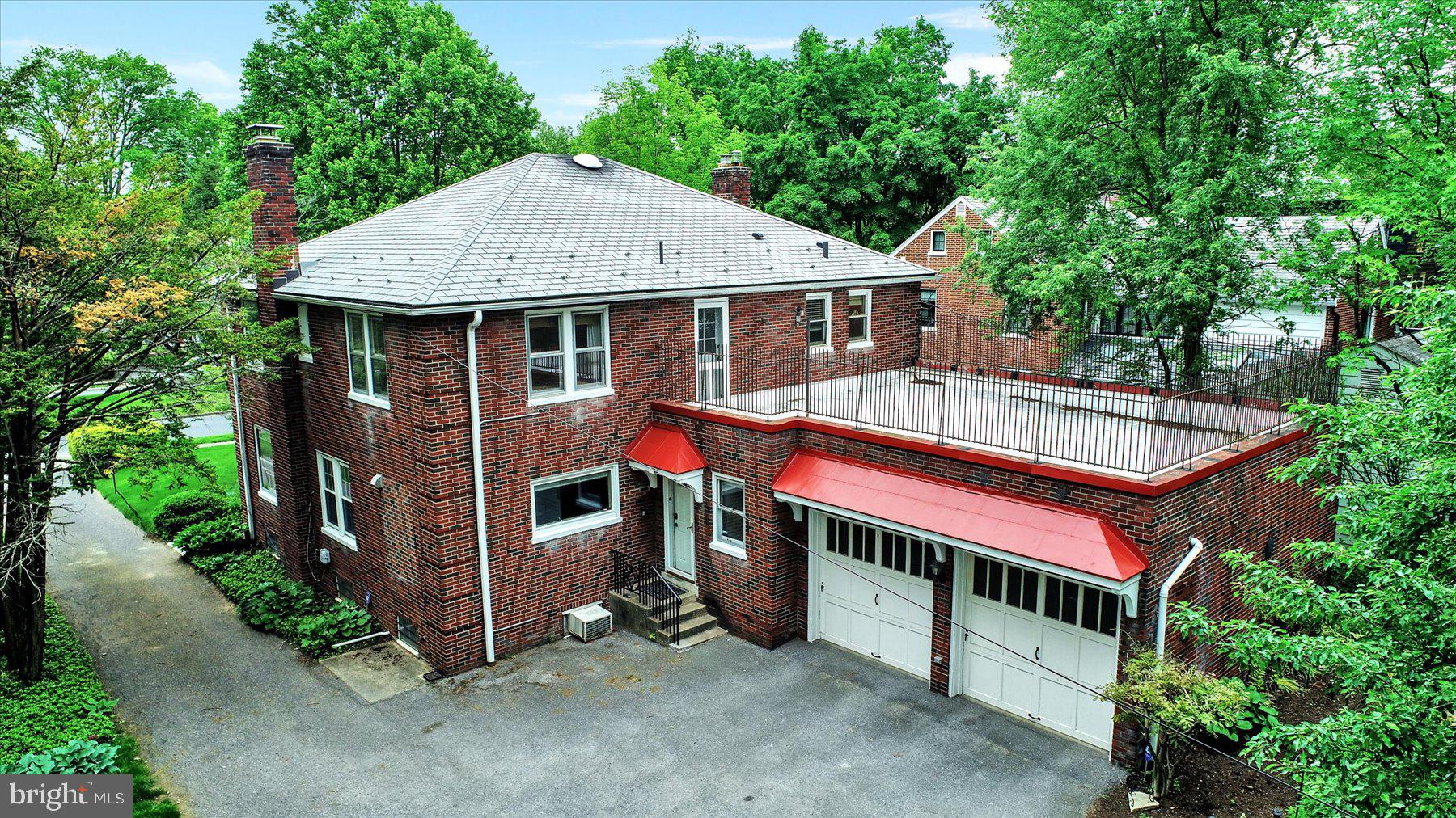 SCHOOL LANE HILLS - Residential