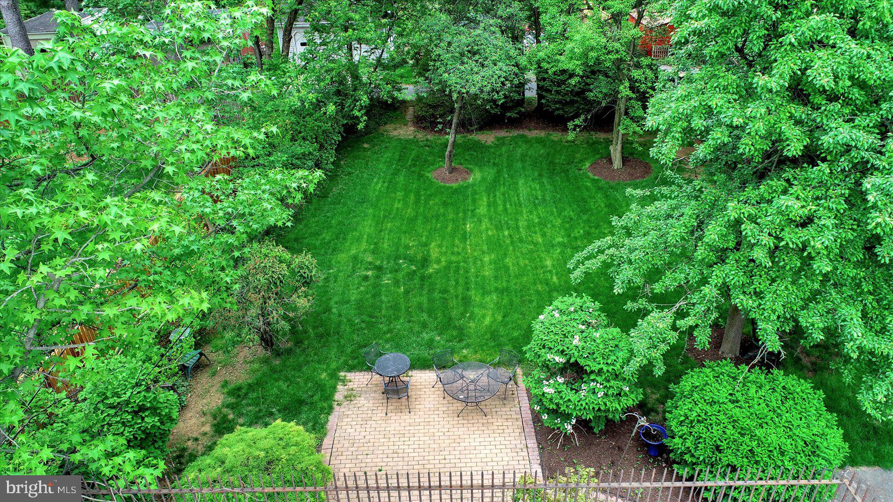 SCHOOL LANE HILLS - Residential