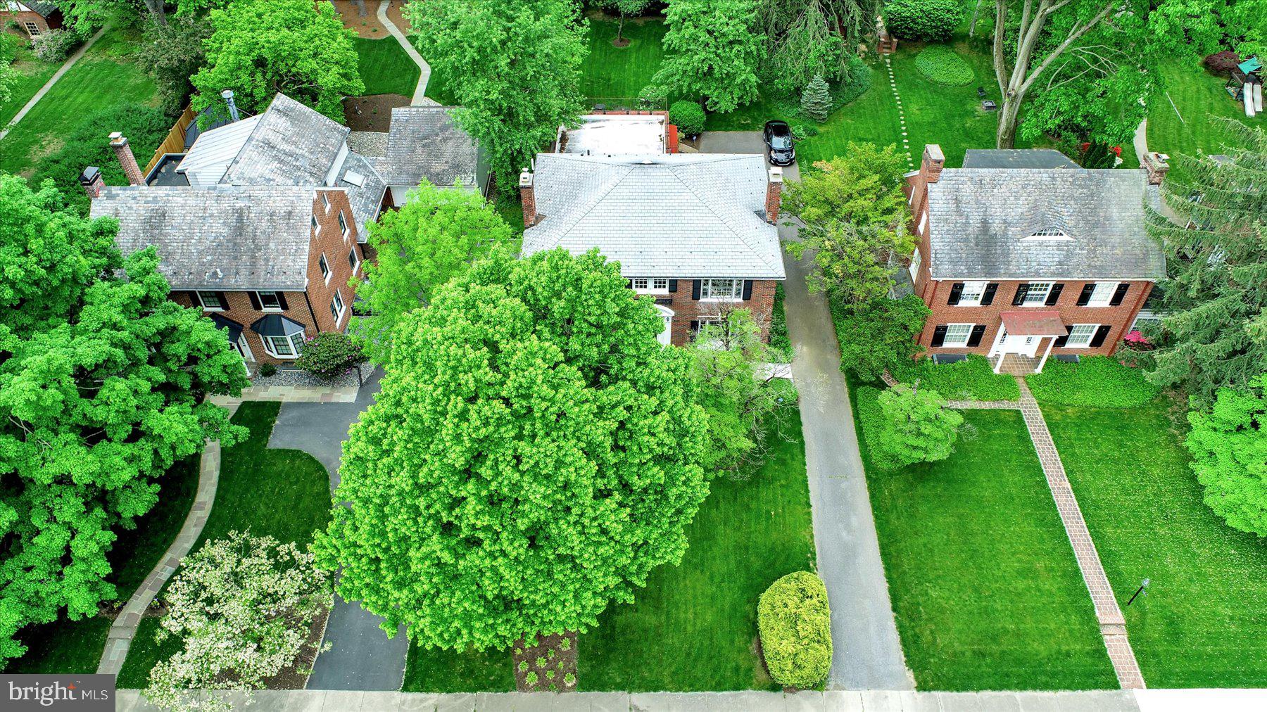 SCHOOL LANE HILLS - Residential