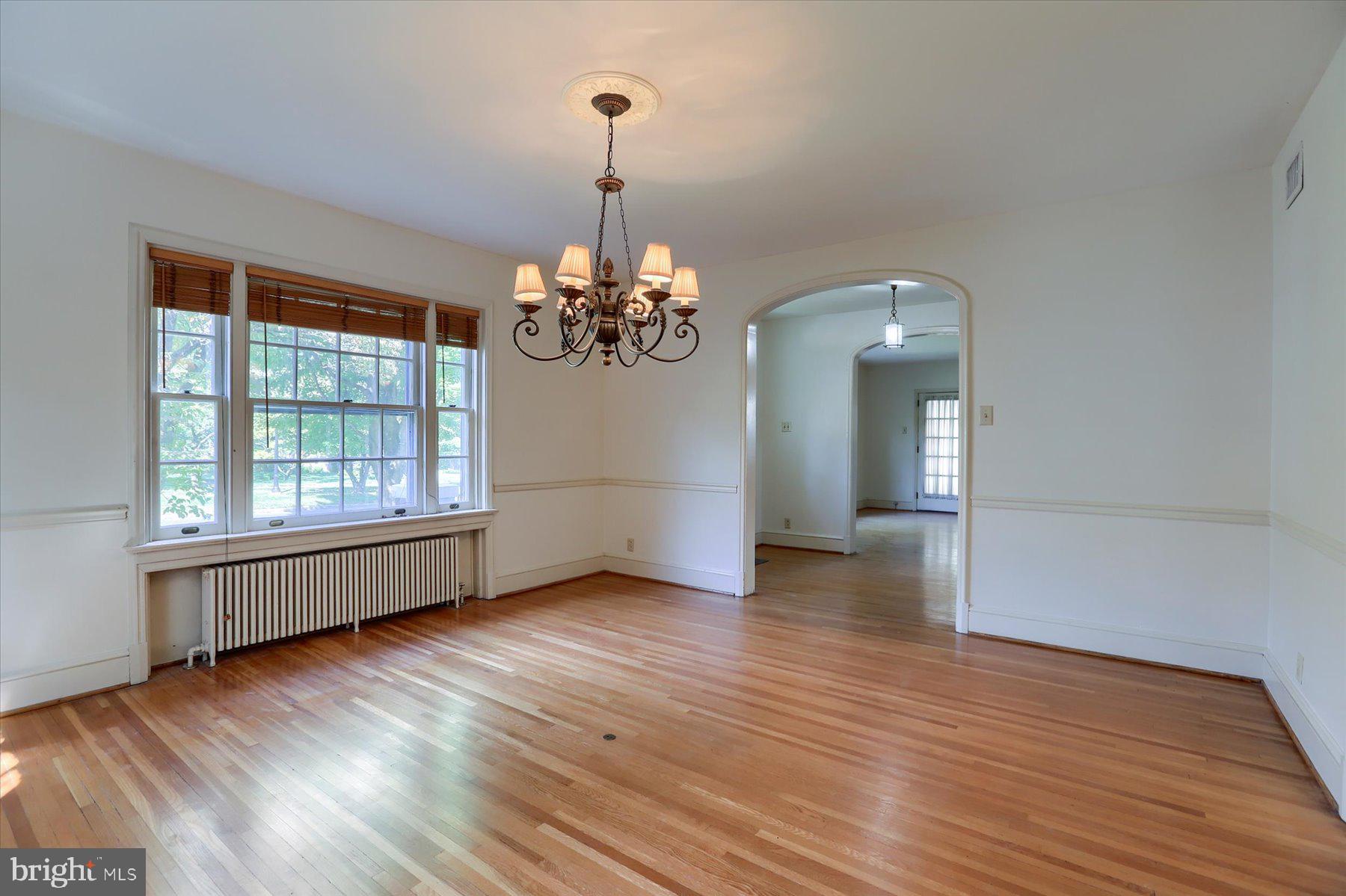 SCHOOL LANE HILLS - Residential