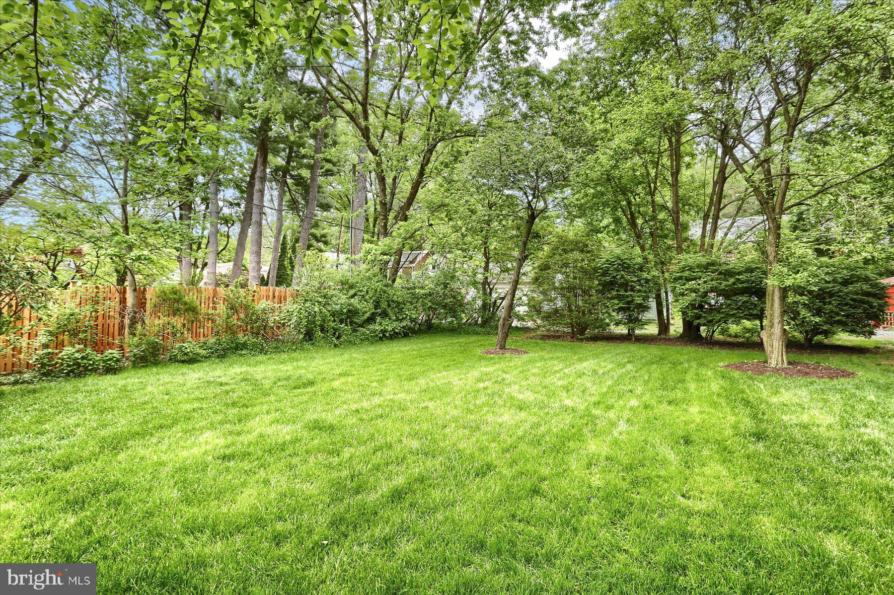 SCHOOL LANE HILLS - Residential