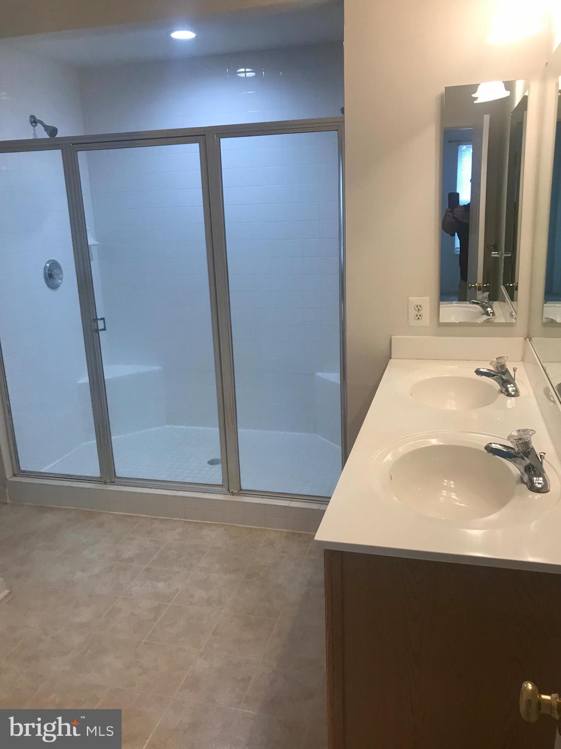 VILLAGES OF POTOMAC AT INDIAN HEAD - Residential Lease