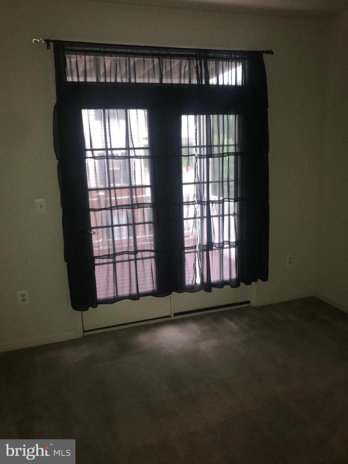 VILLAGES OF POTOMAC AT INDIAN HEAD - Residential Lease