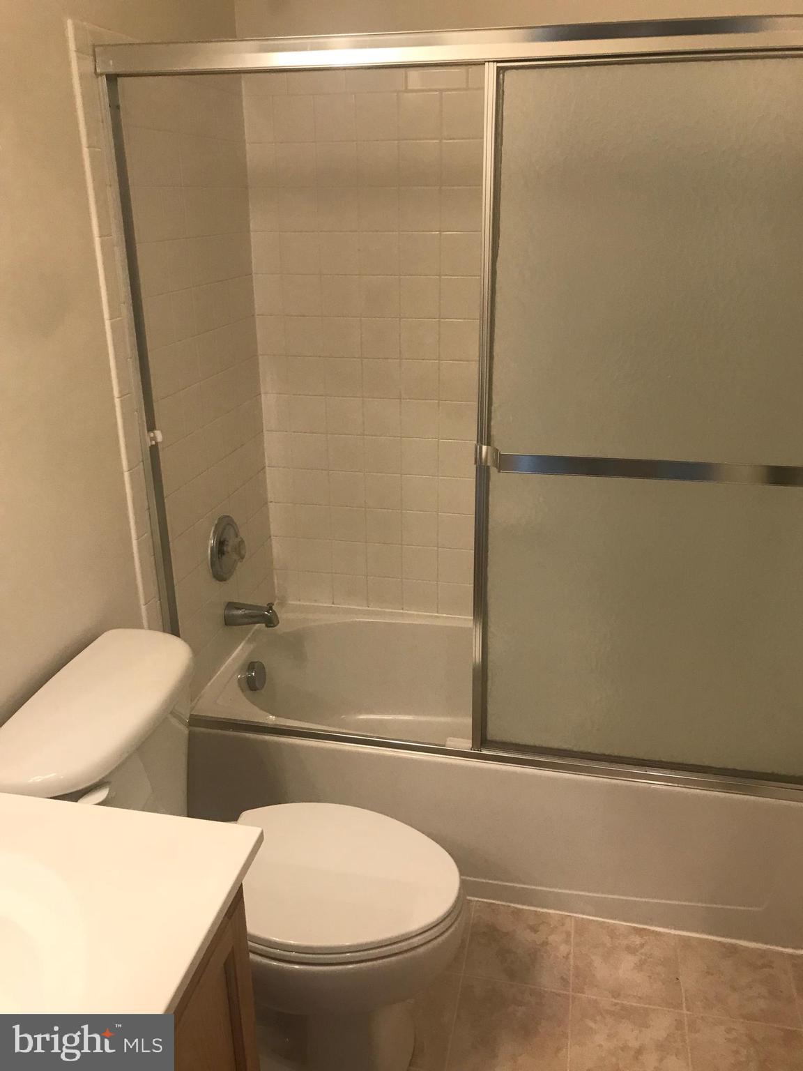 VILLAGES OF POTOMAC AT INDIAN HEAD - Residential Lease