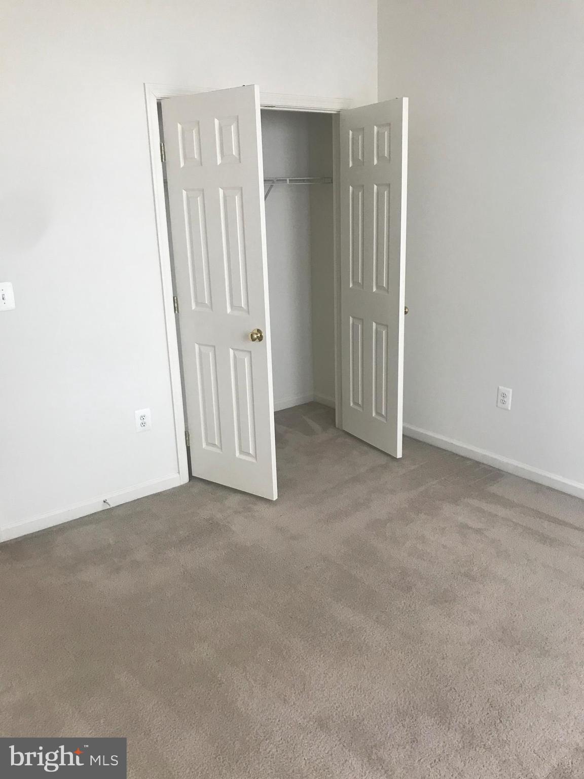 VILLAGES OF POTOMAC AT INDIAN HEAD - Residential Lease