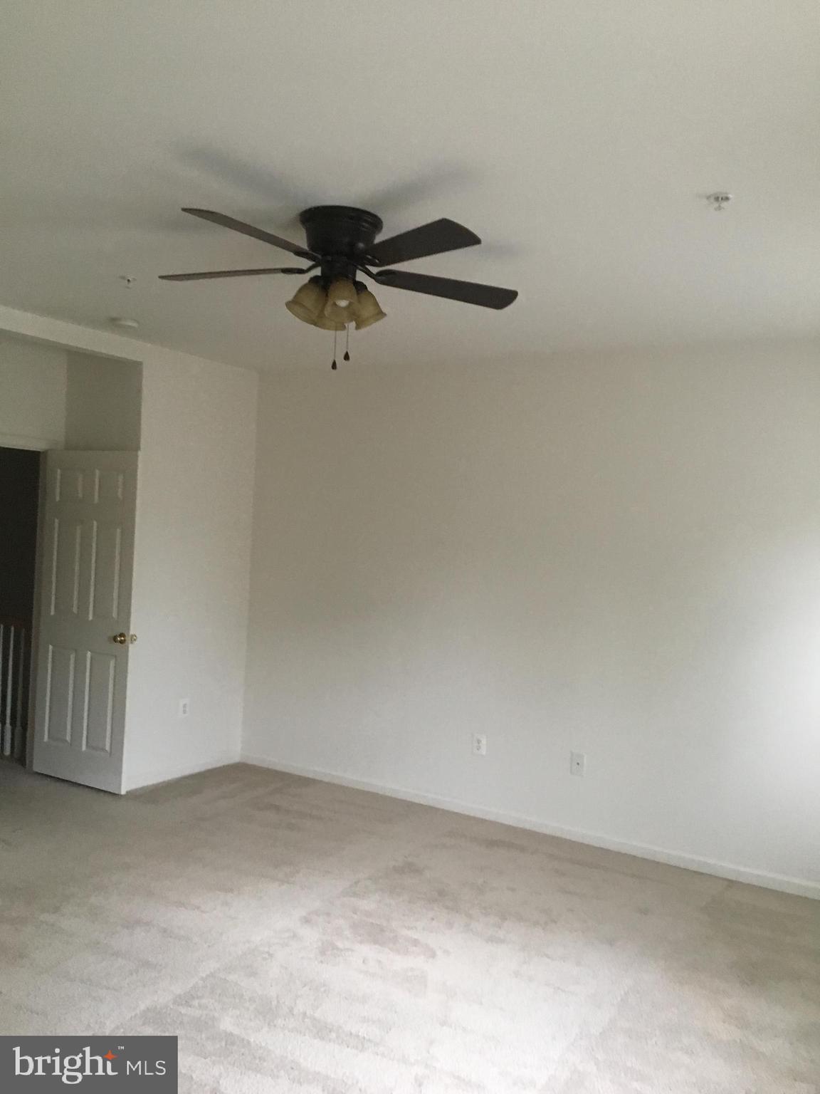 VILLAGES OF POTOMAC AT INDIAN HEAD - Residential Lease