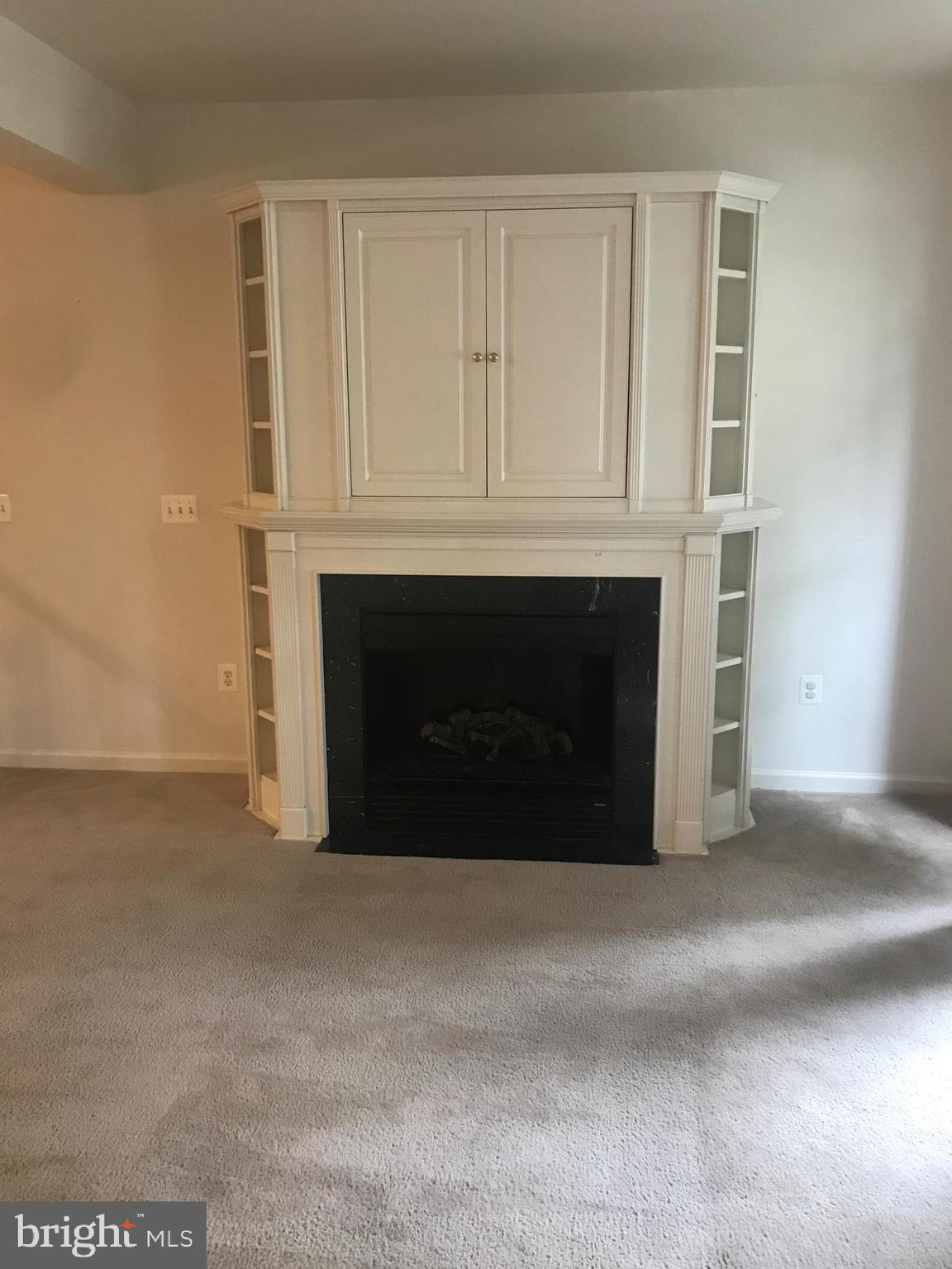 VILLAGES OF POTOMAC AT INDIAN HEAD - Residential Lease