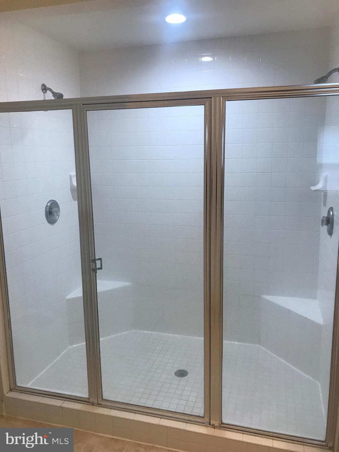 VILLAGES OF POTOMAC AT INDIAN HEAD - Residential Lease