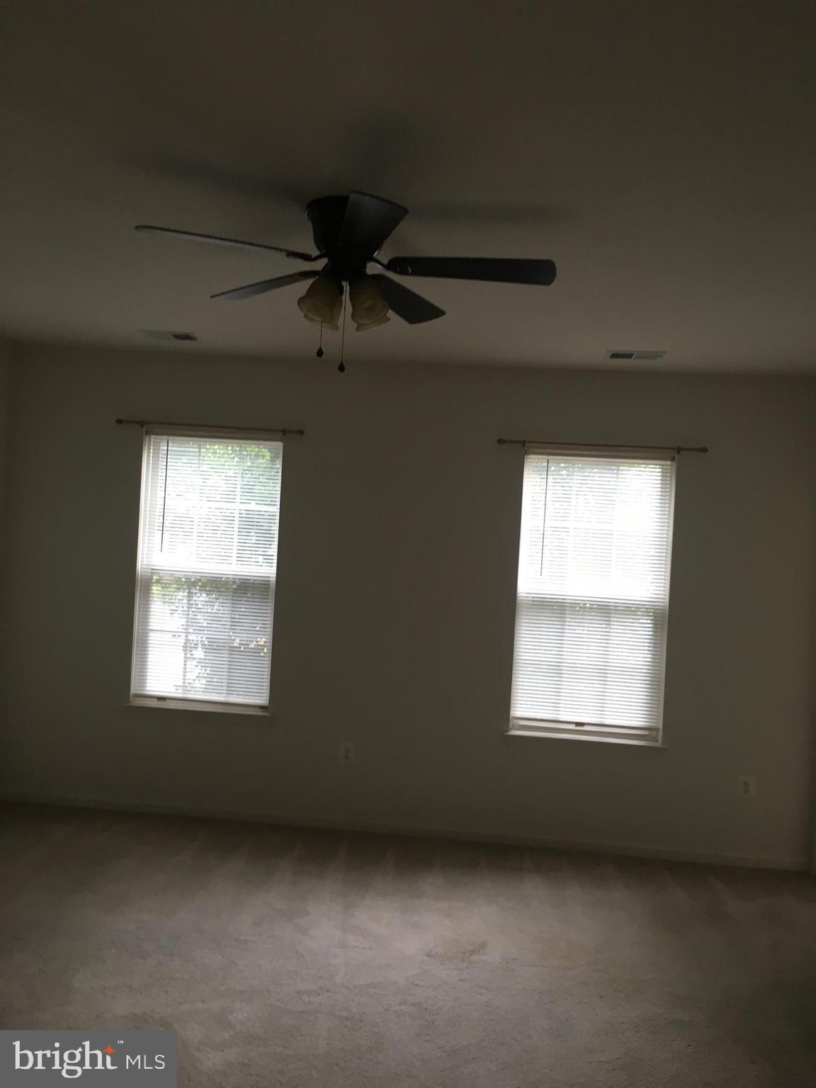 VILLAGES OF POTOMAC AT INDIAN HEAD - Residential Lease