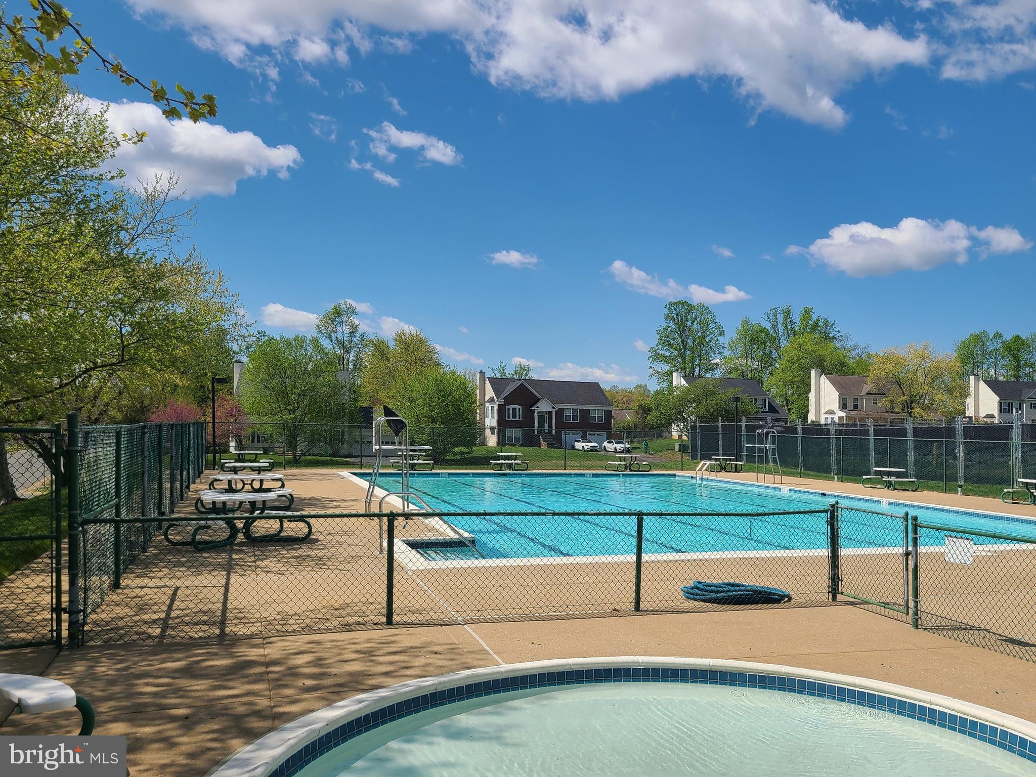 STONE RIVER - Residential Lease