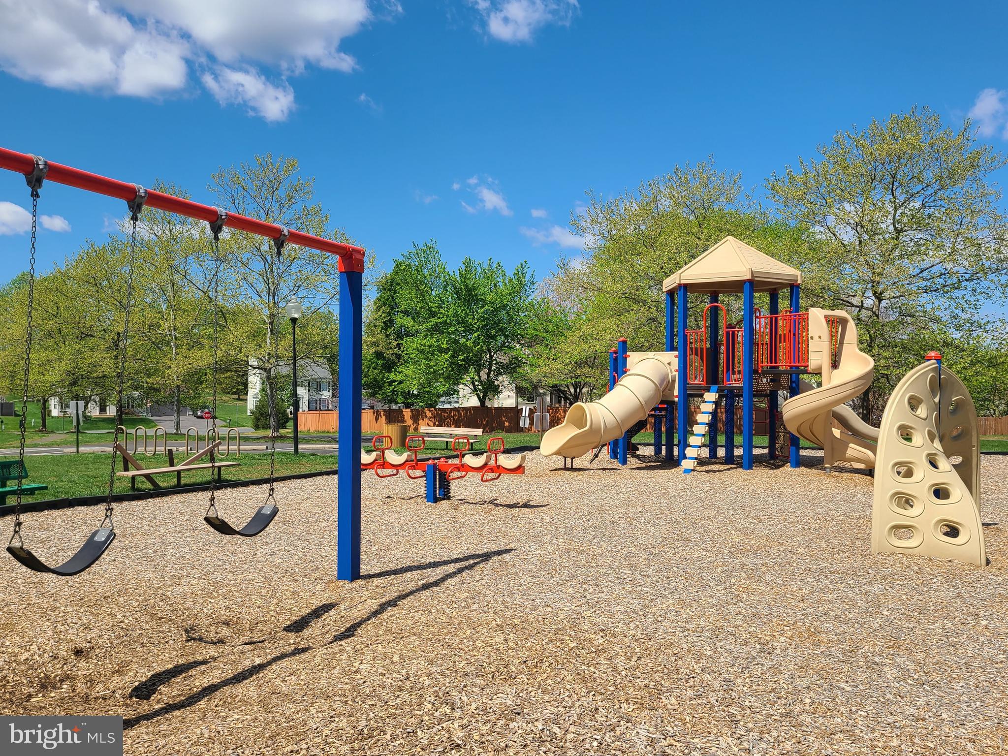 STONE RIVER - Residential Lease