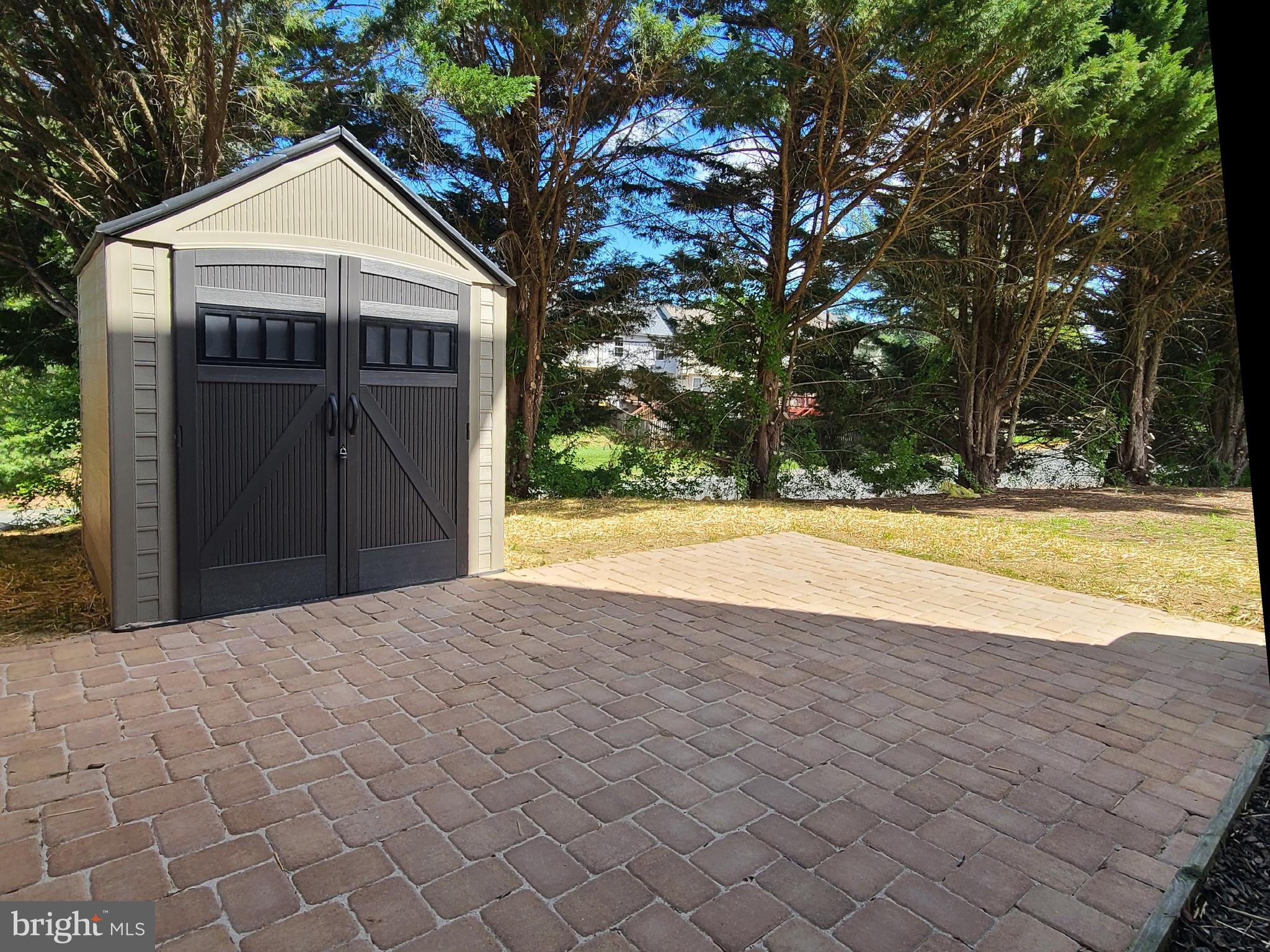 STONE RIVER - Residential Lease