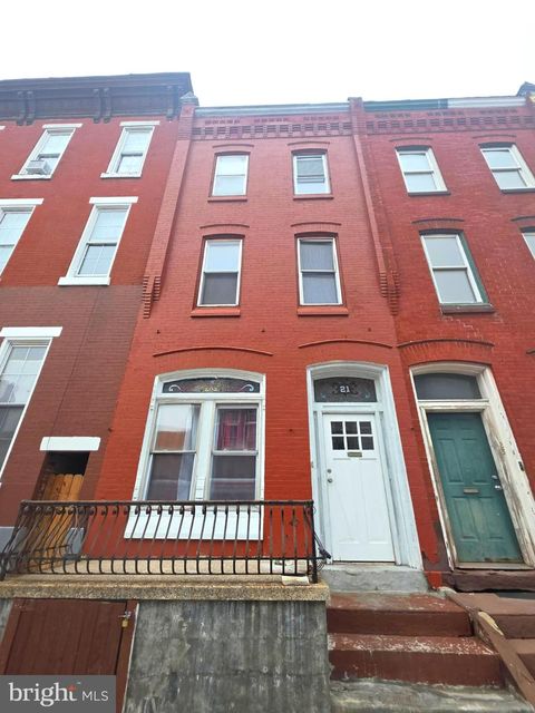 Townhouse For Sale - 21 S 3rd Street<br/> READING, PA 19602