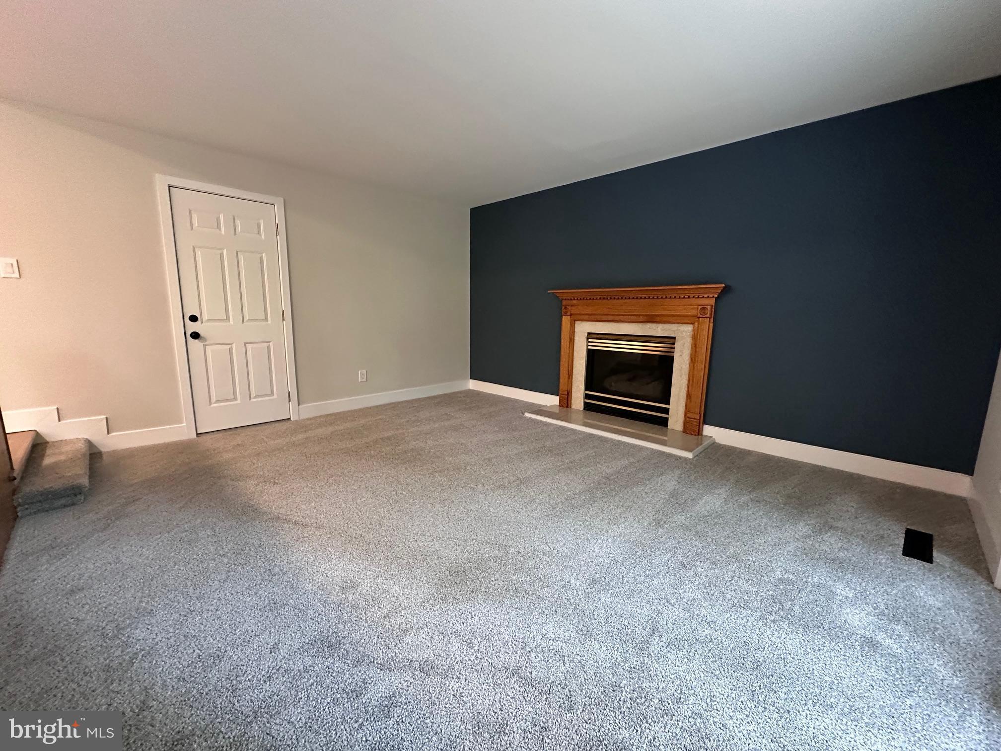 NAAMANS WOODS - Residential