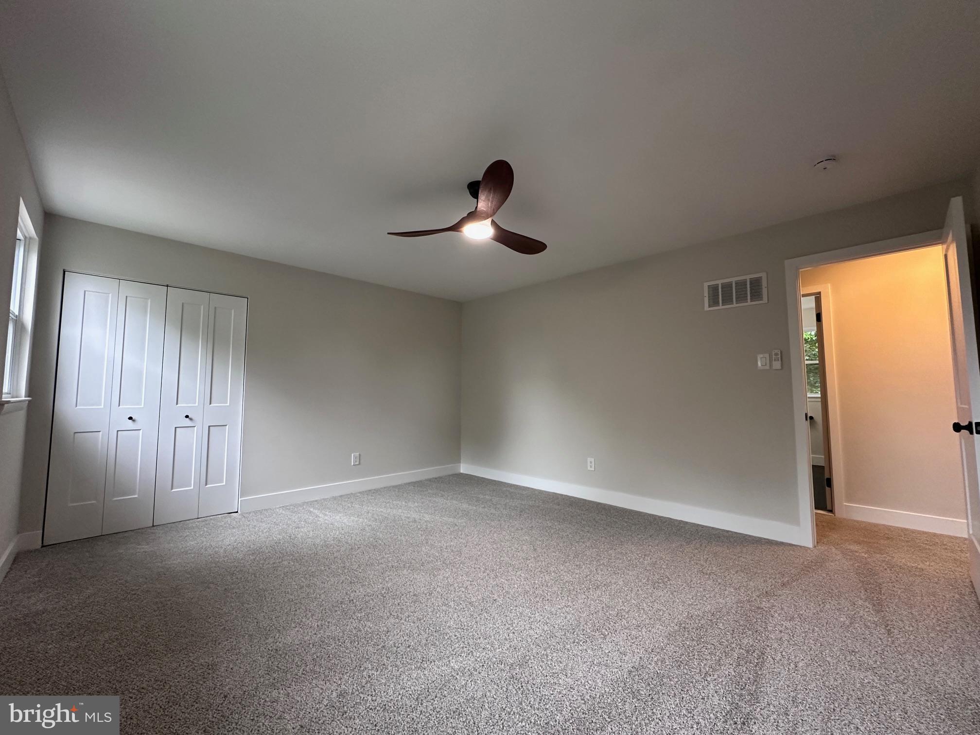 NAAMANS WOODS - Residential