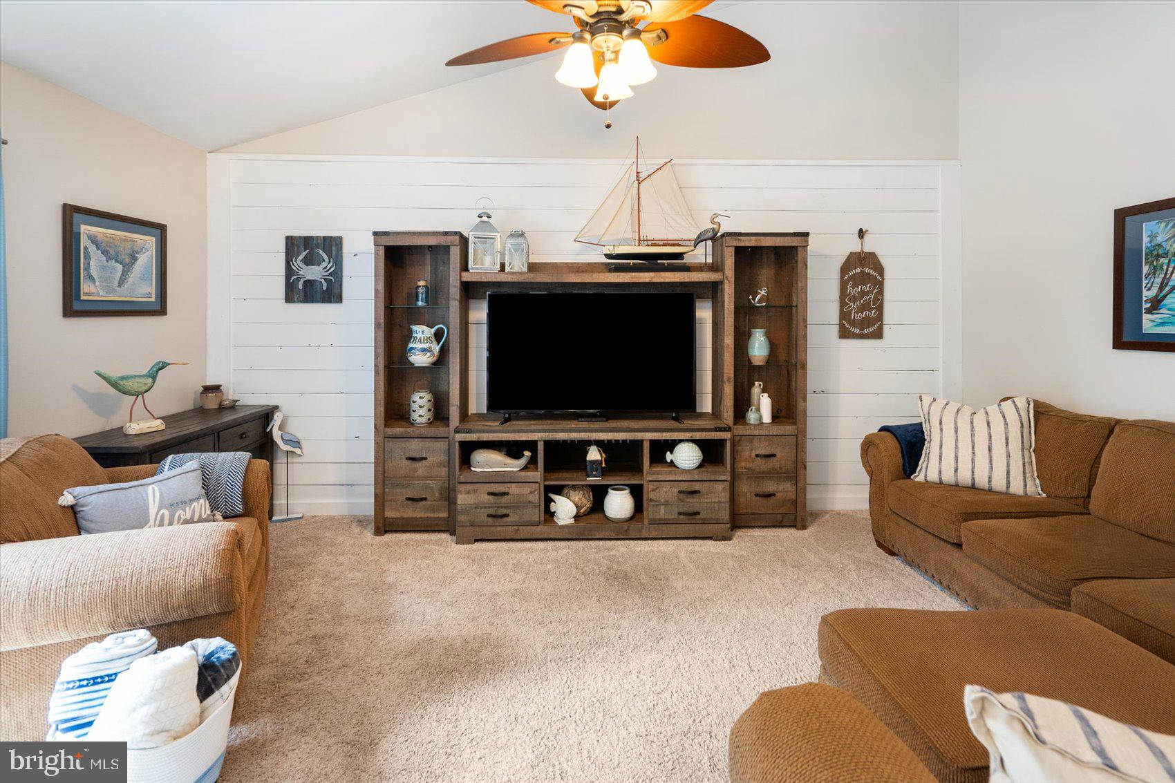 FOUNTAIN GLEN - Residential