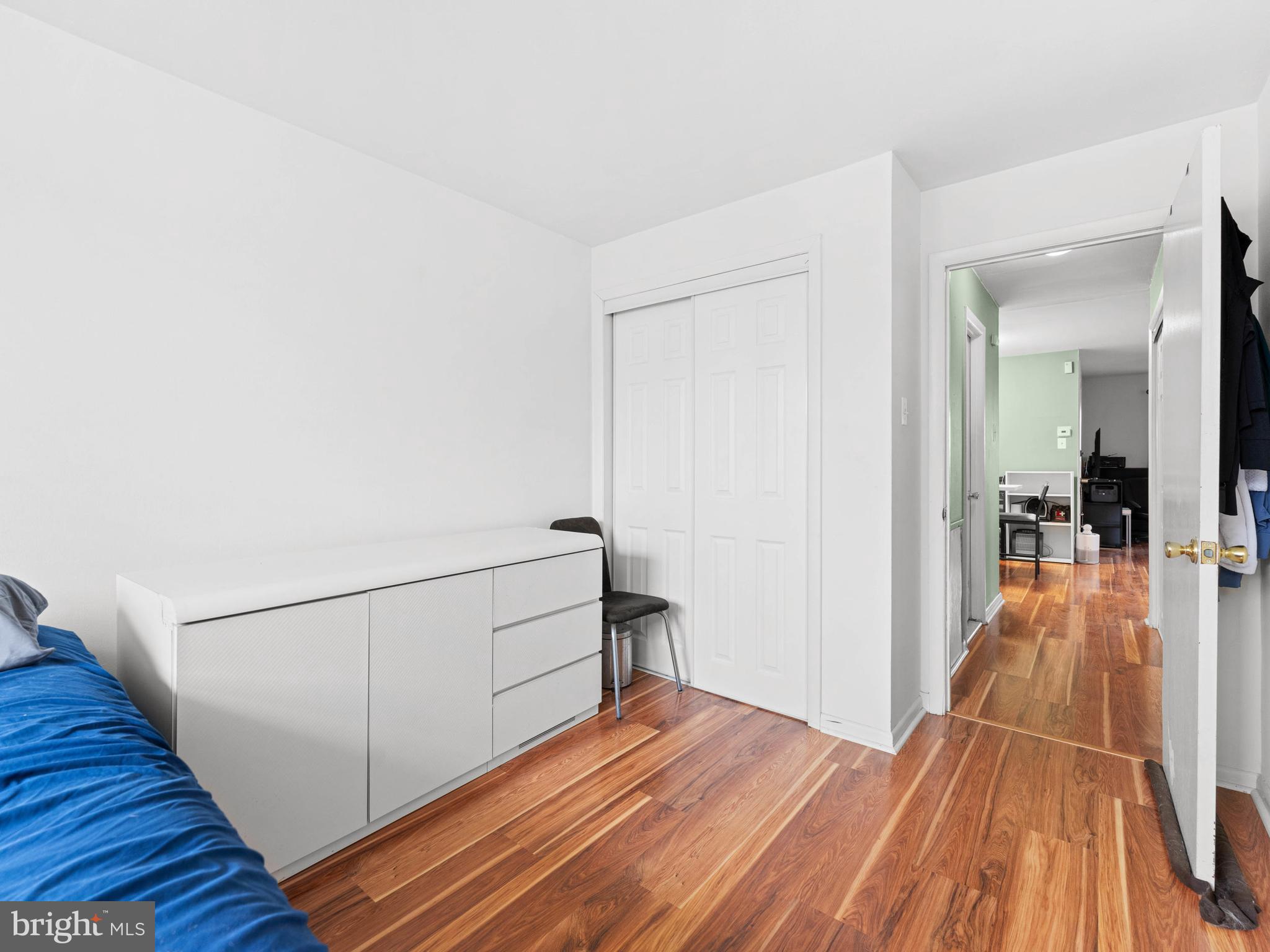 ACADEMY GARDENS - Residential Income