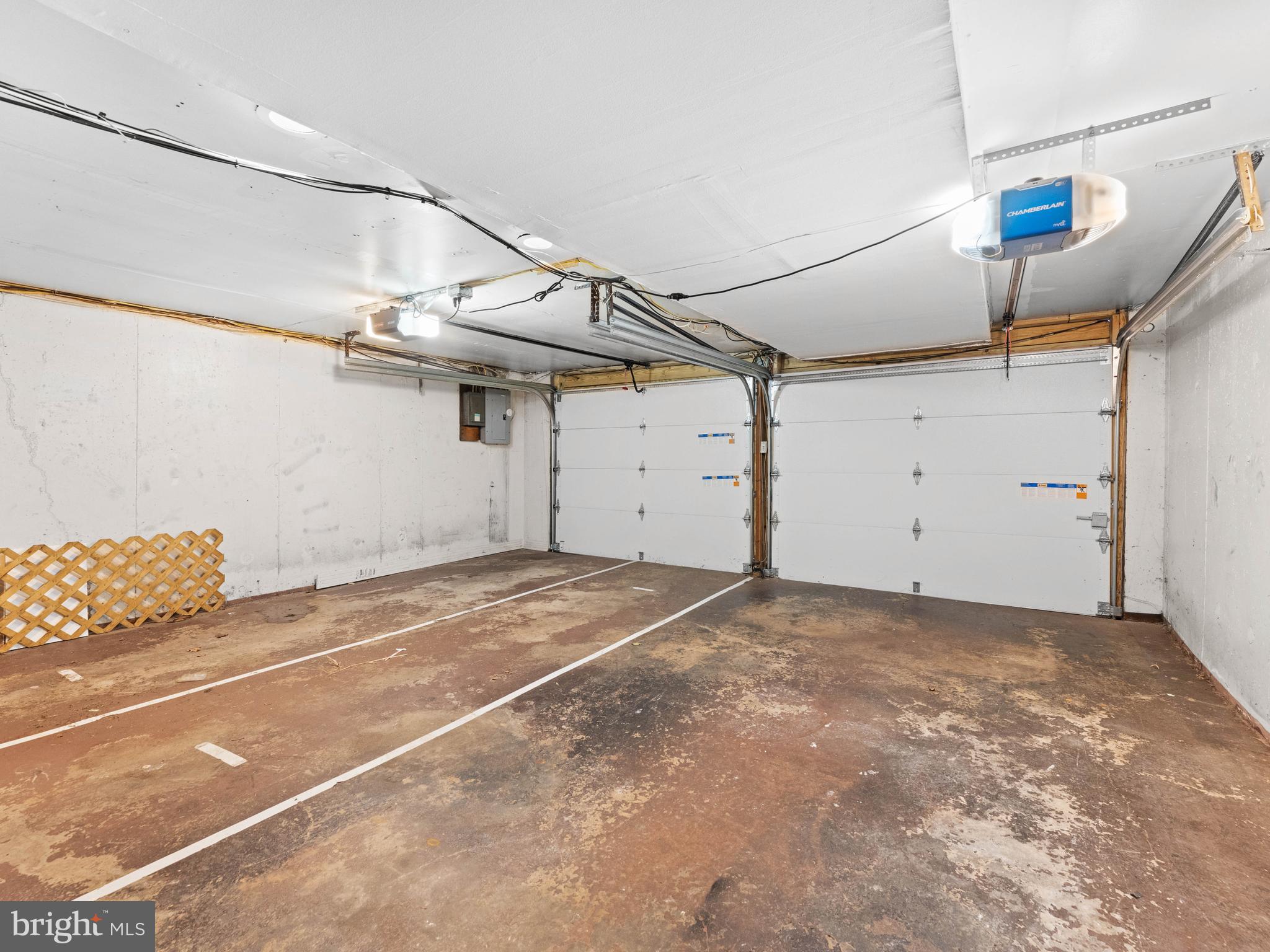 ACADEMY GARDENS - Residential Income