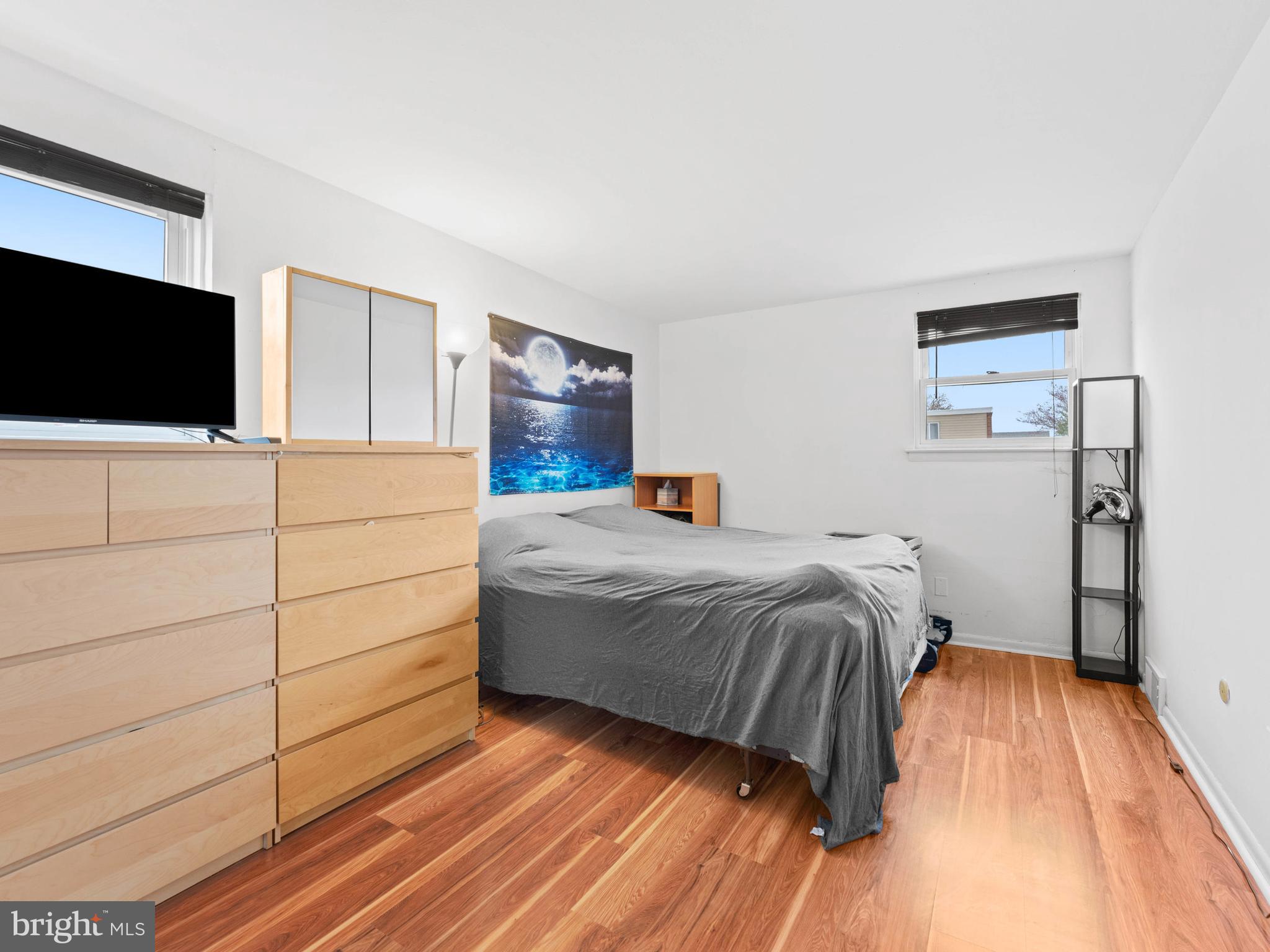 ACADEMY GARDENS - Residential Income