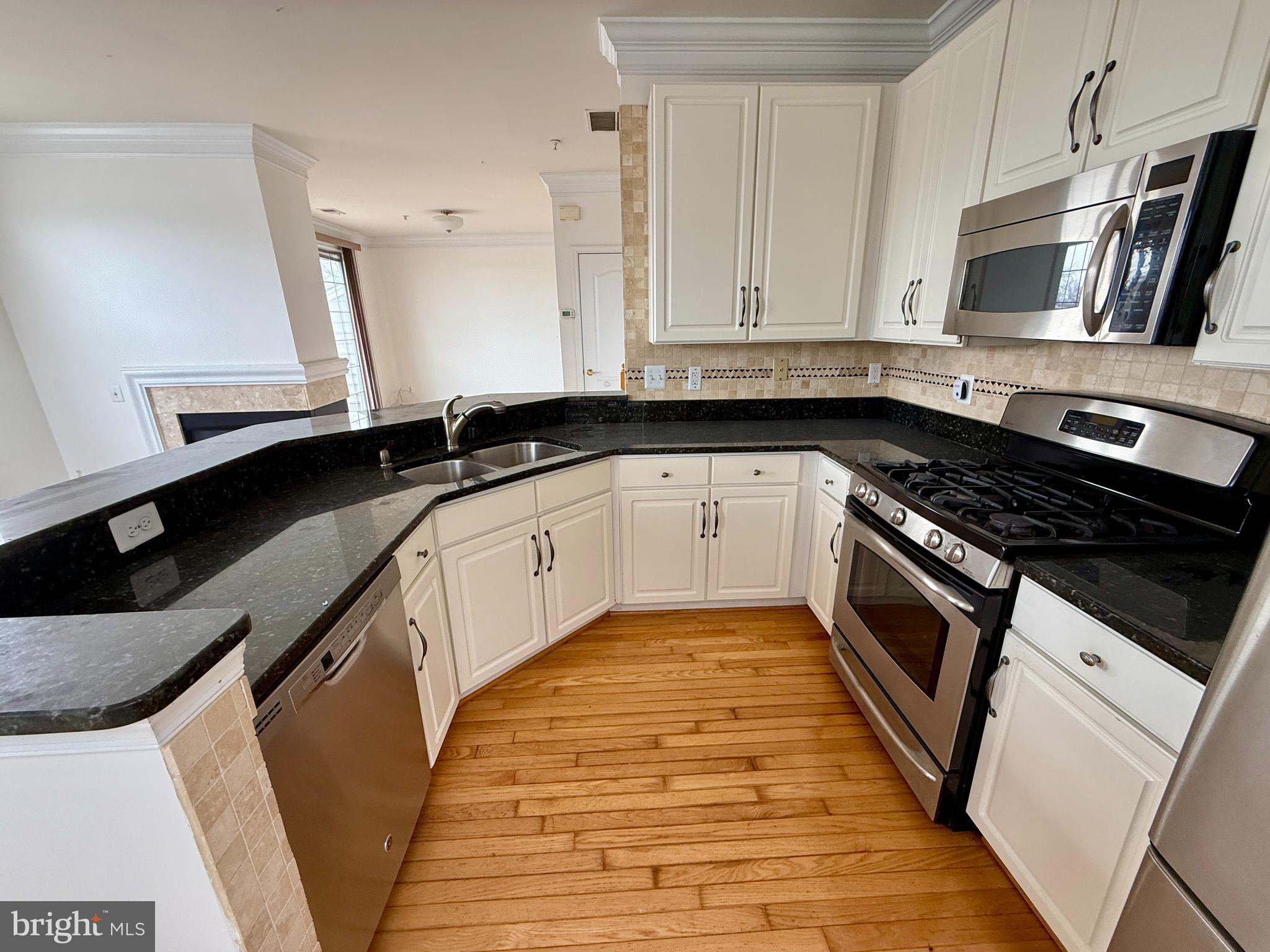 KINGSGATE - Residential Lease