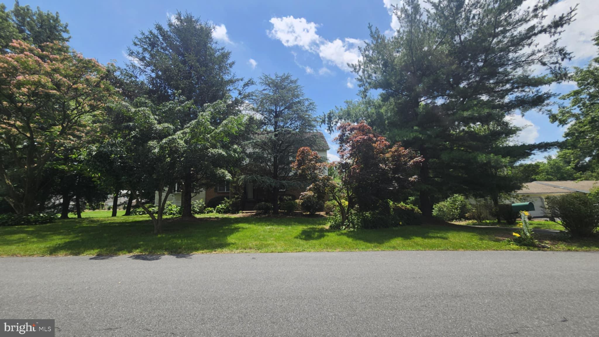 13 PARKSIDE DRIVE