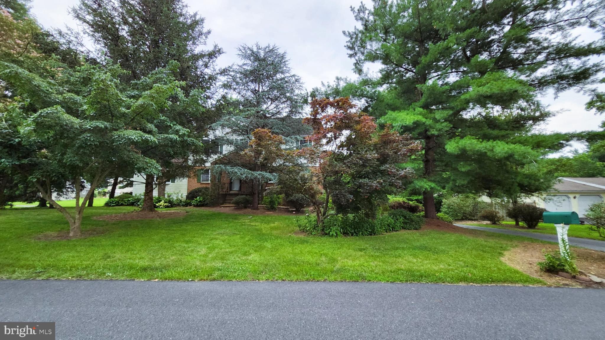 13 PARKSIDE DRIVE