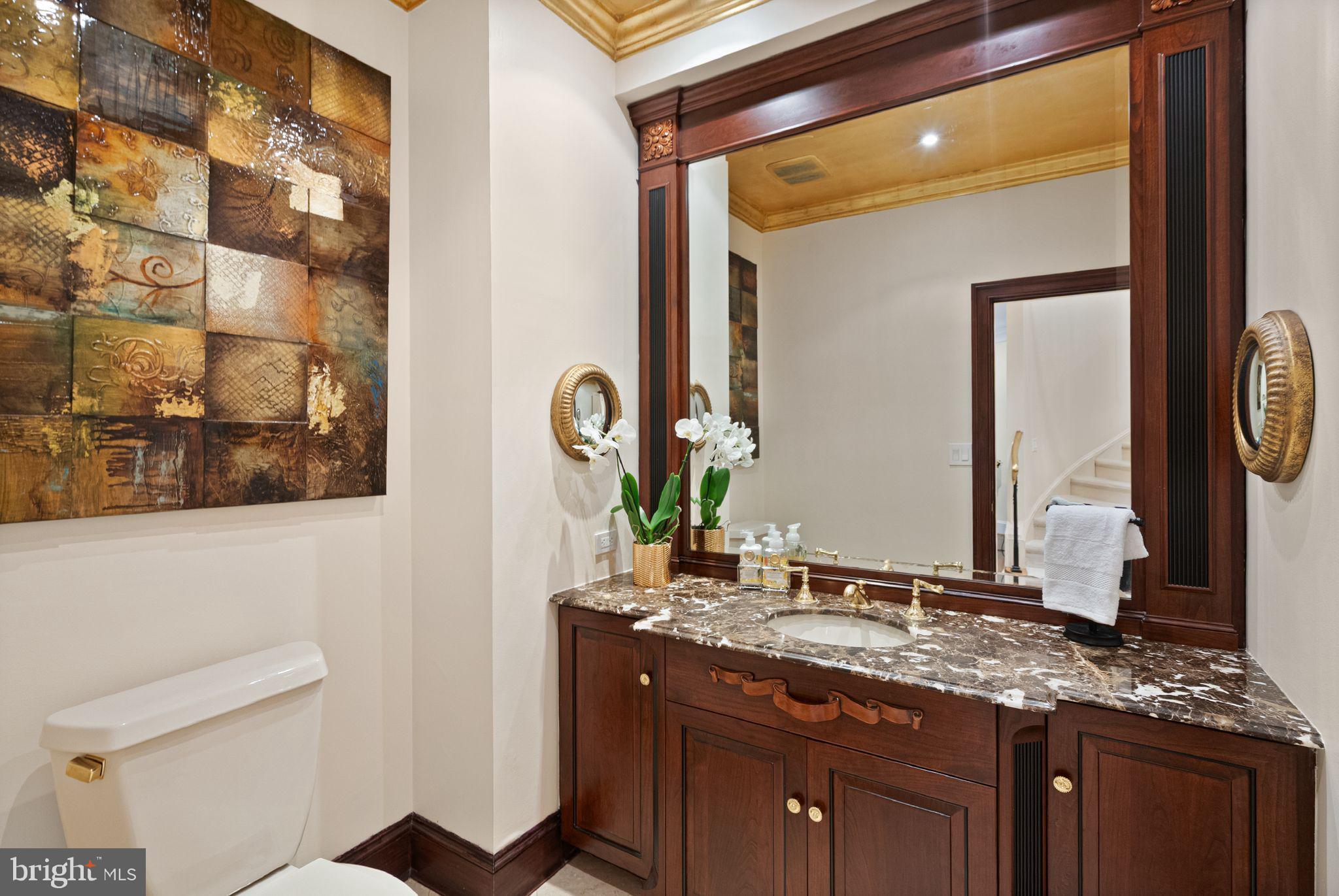 POTOMAC OUTSIDE - Residential