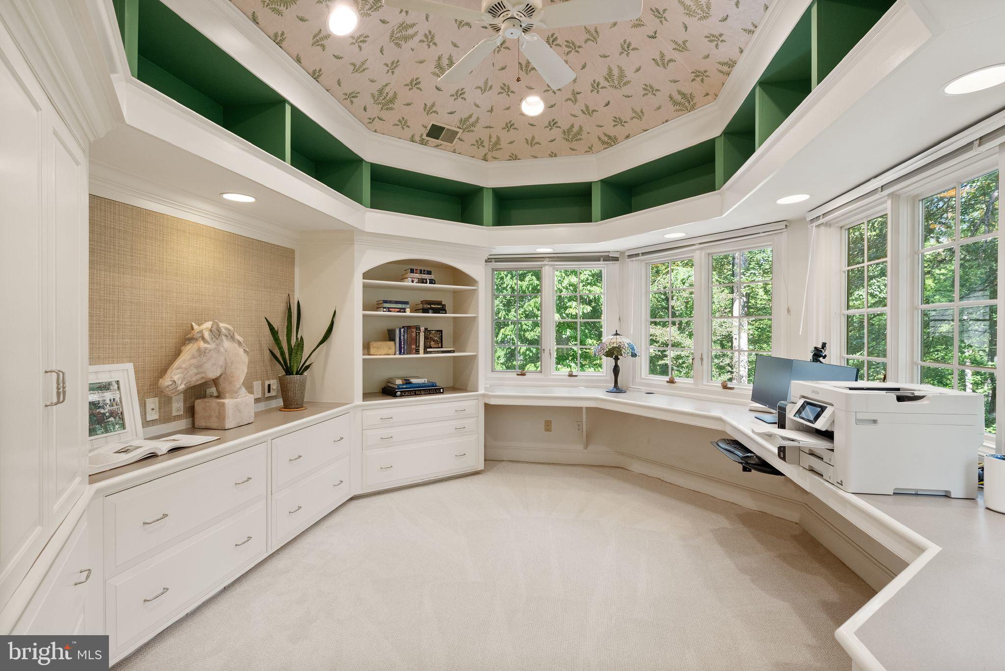 POTOMAC OUTSIDE - Residential