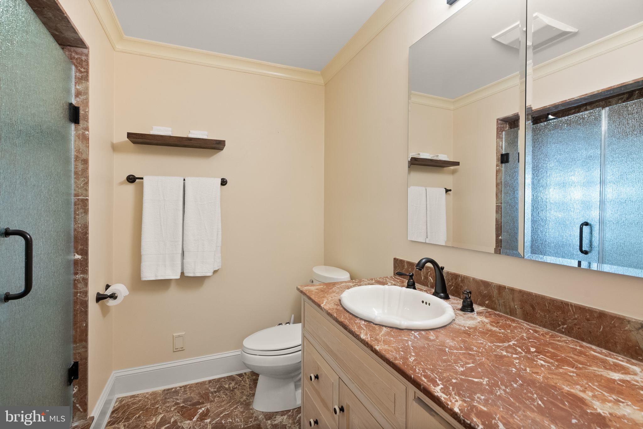 POTOMAC OUTSIDE - Residential