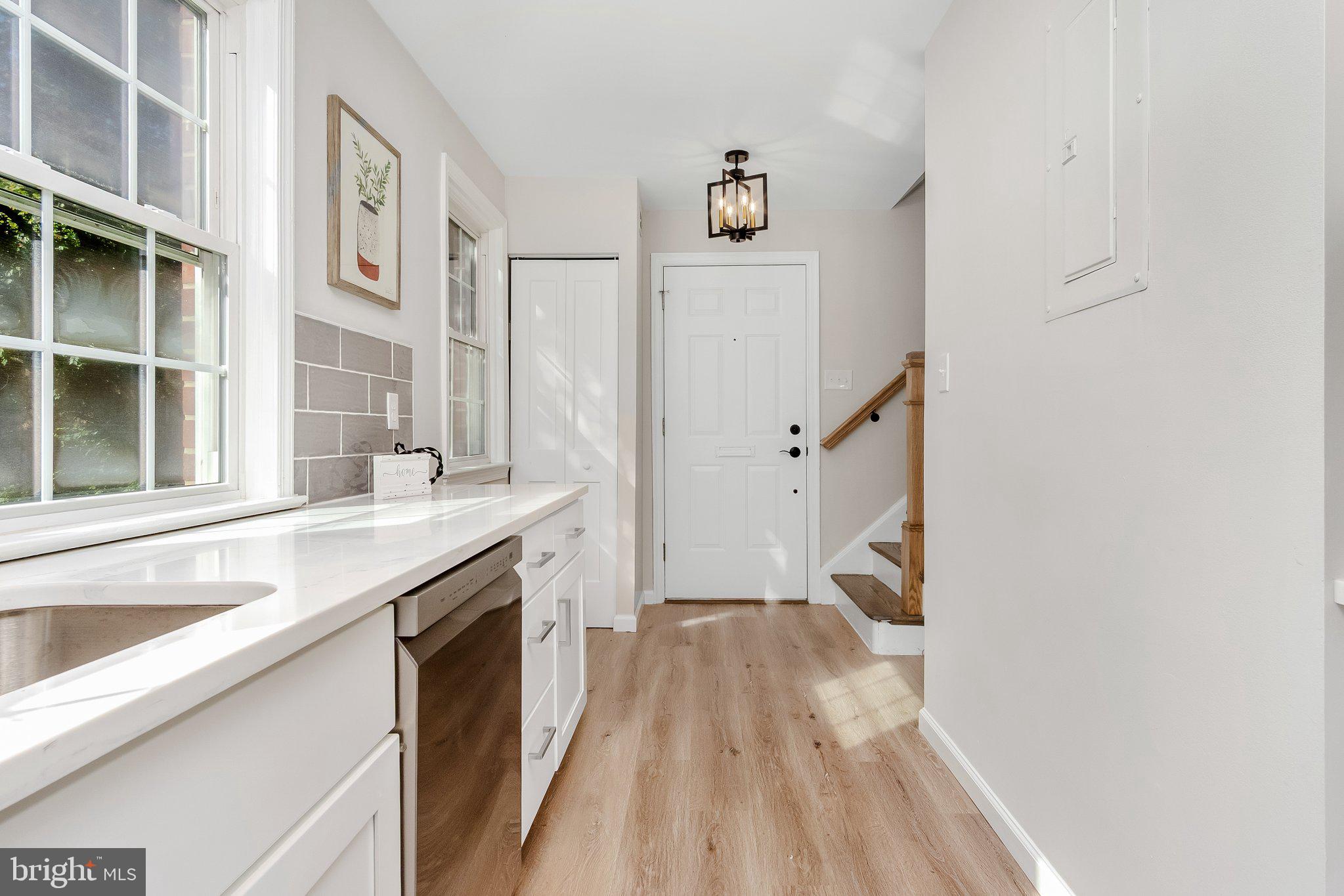 536 AZALEA DRIVE 43-536