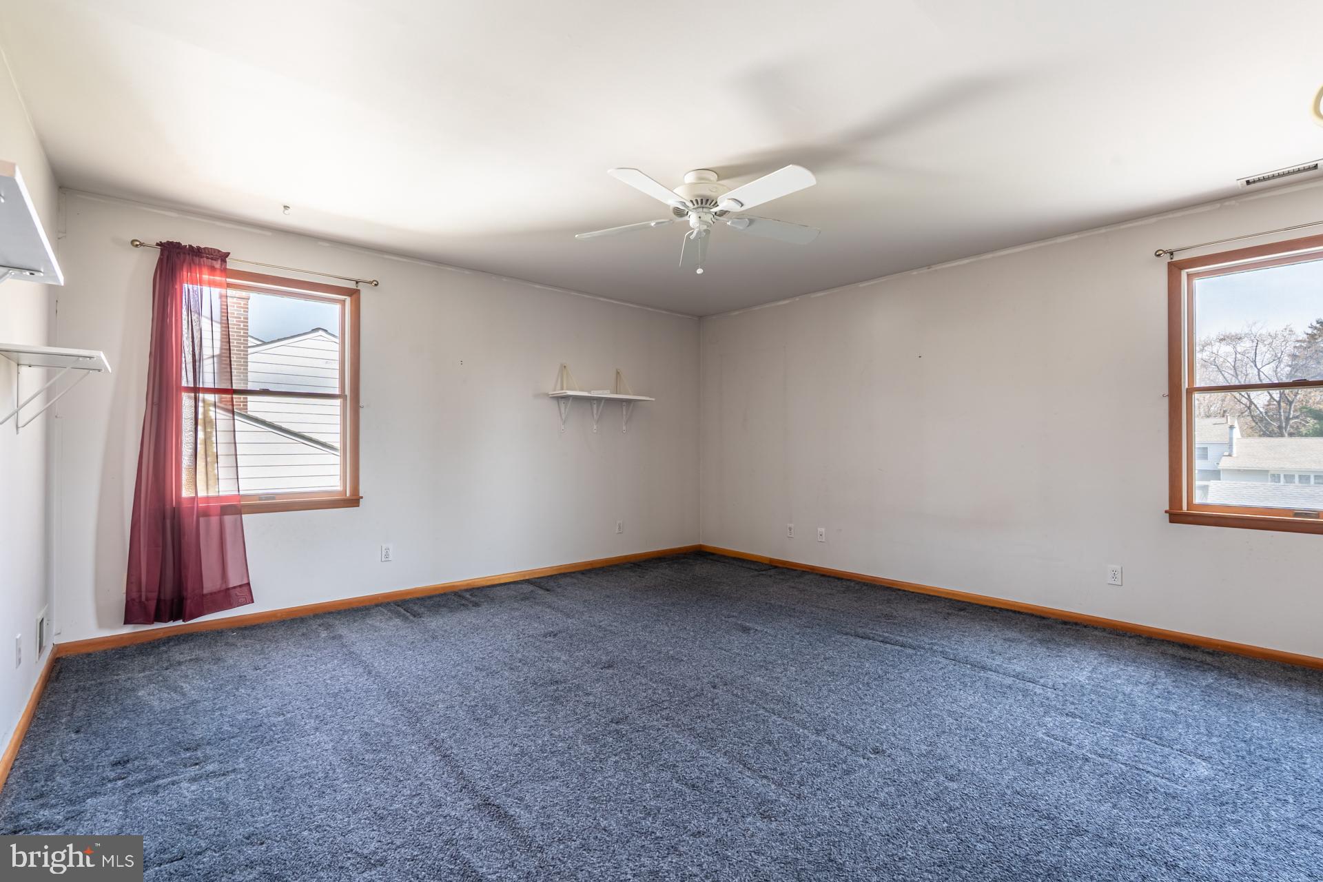 BURGUNDY HILLS - Residential