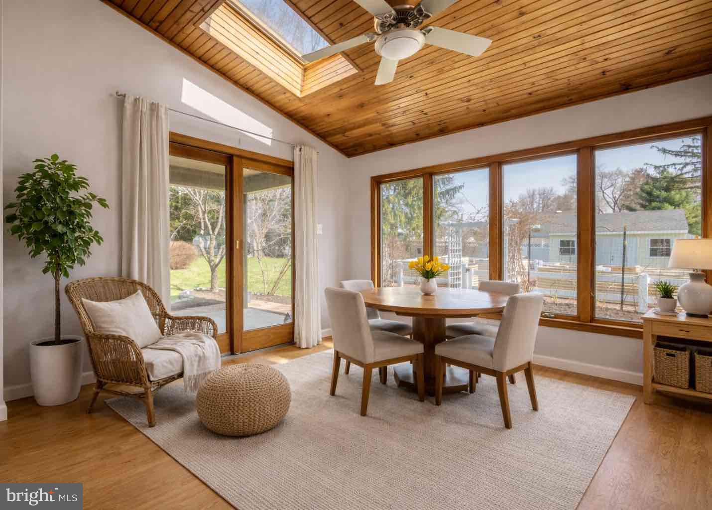 BURGUNDY HILLS - Residential