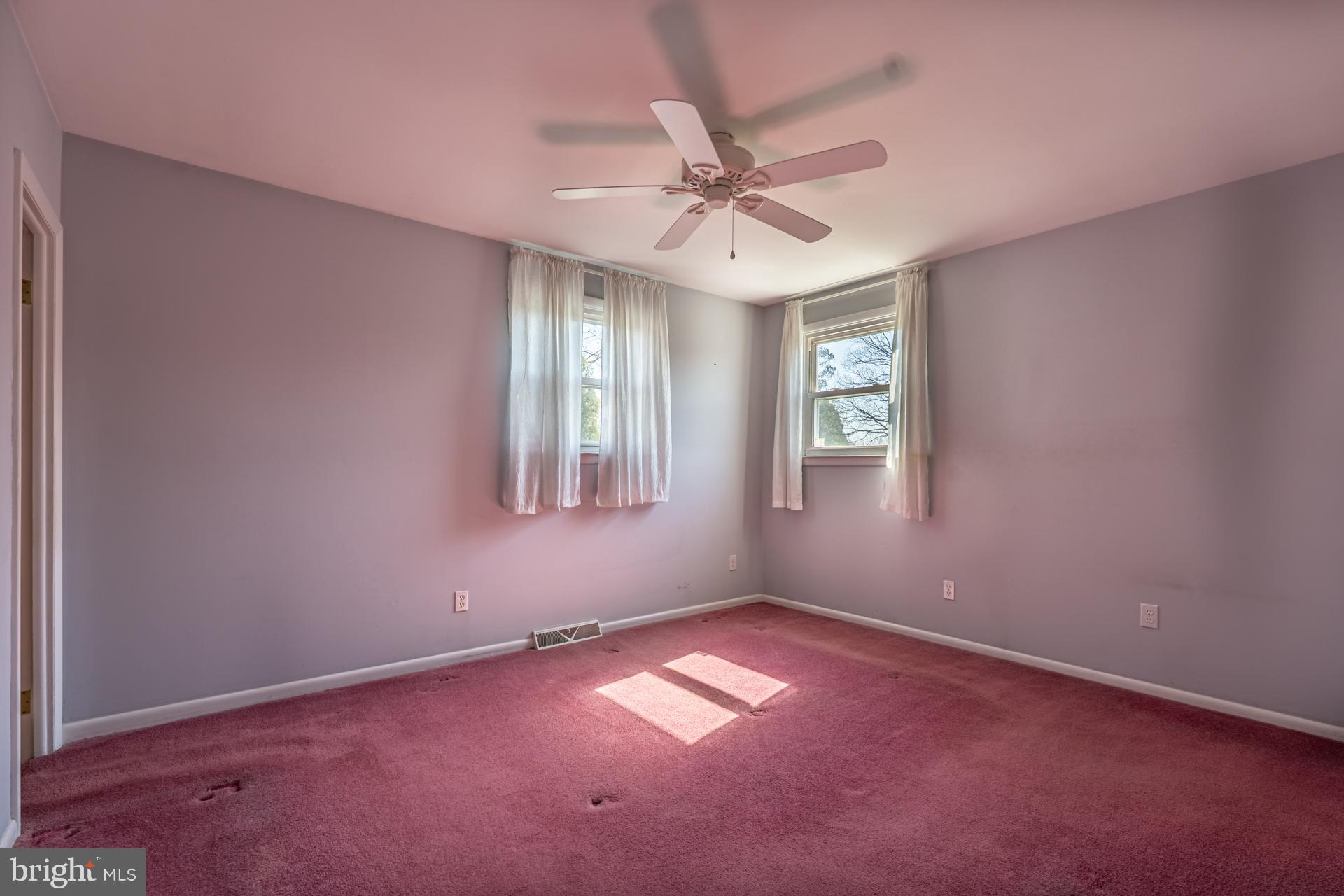 BURGUNDY HILLS - Residential