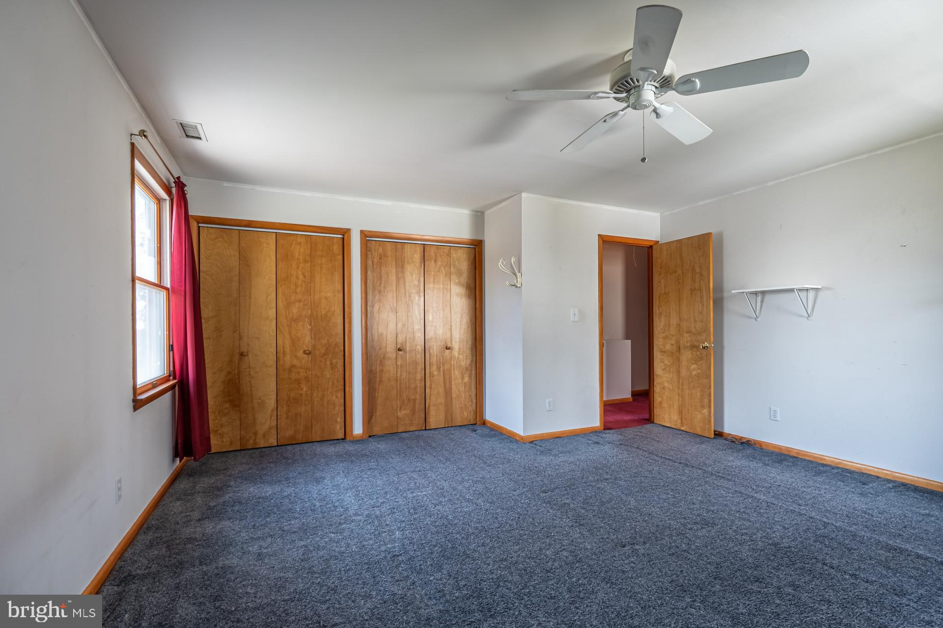 BURGUNDY HILLS - Residential