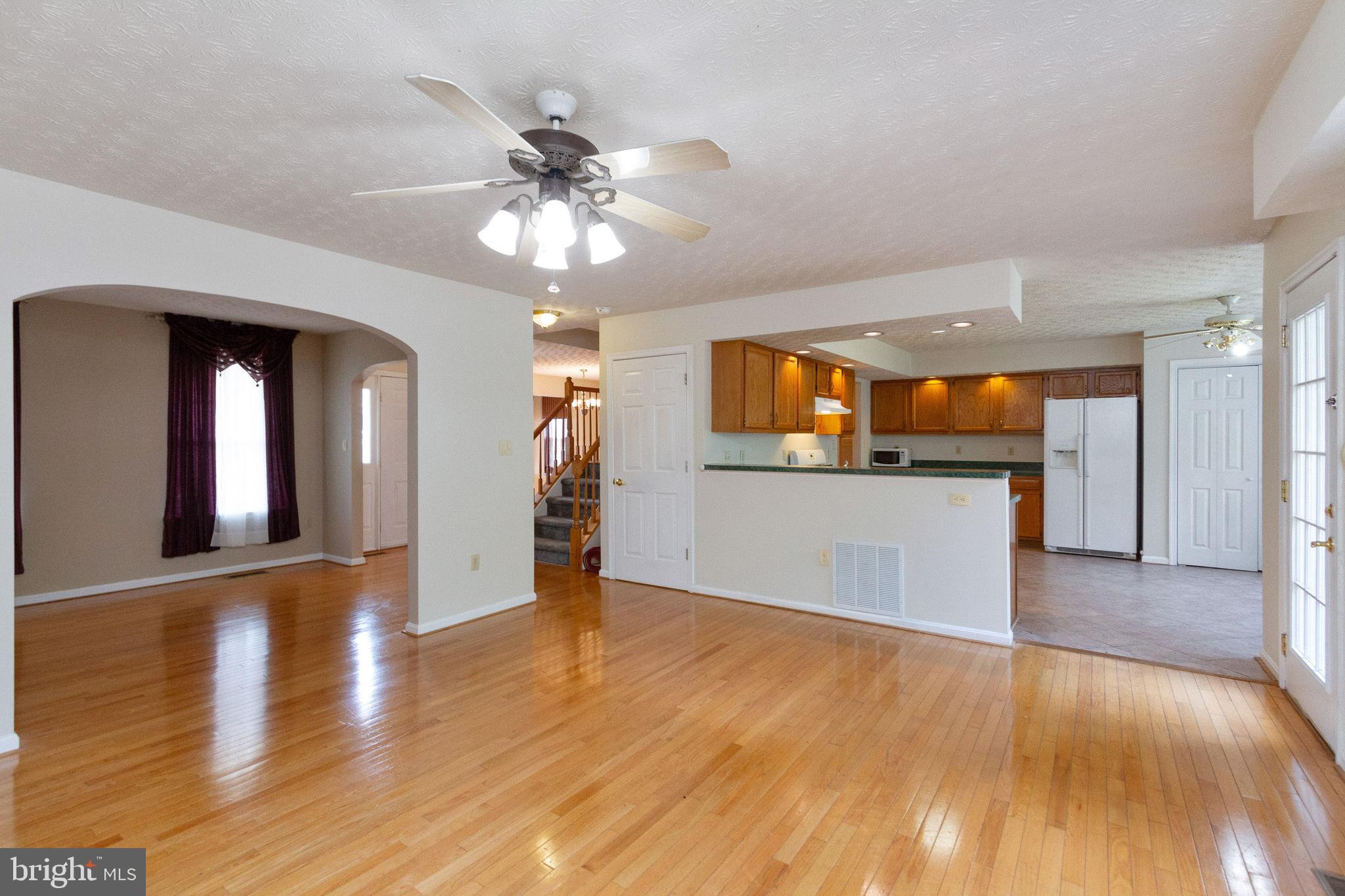 ARGYLE HILLS - Residential Lease