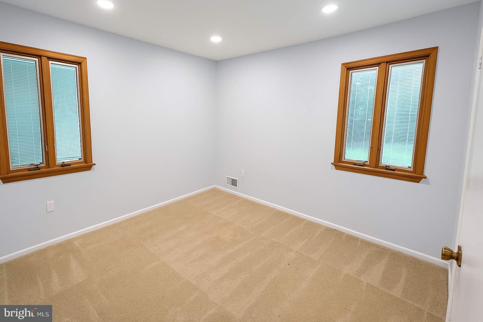 SOUTH FORT FOOTE VILLAGE - Residential Lease