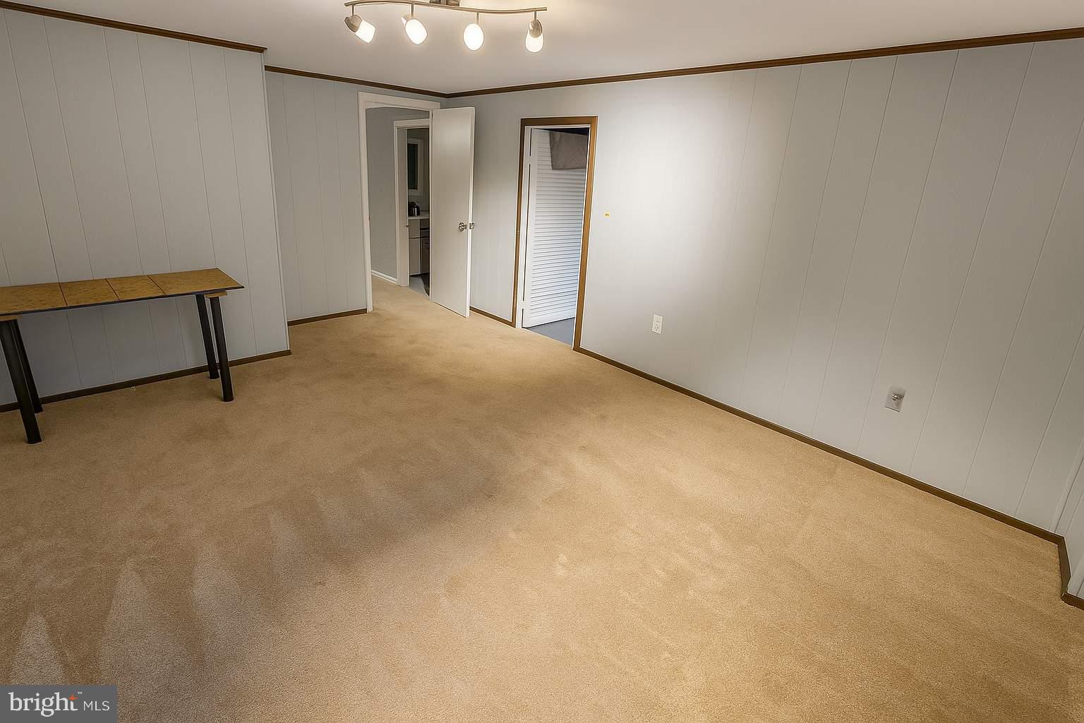 SOUTH FORT FOOTE VILLAGE - Residential Lease