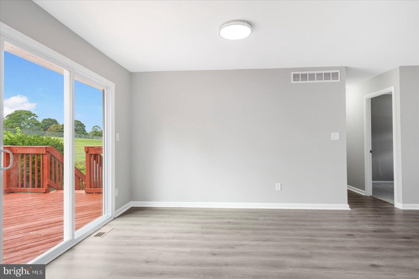 SILVERGATE VILLAGE NORTH - Residential