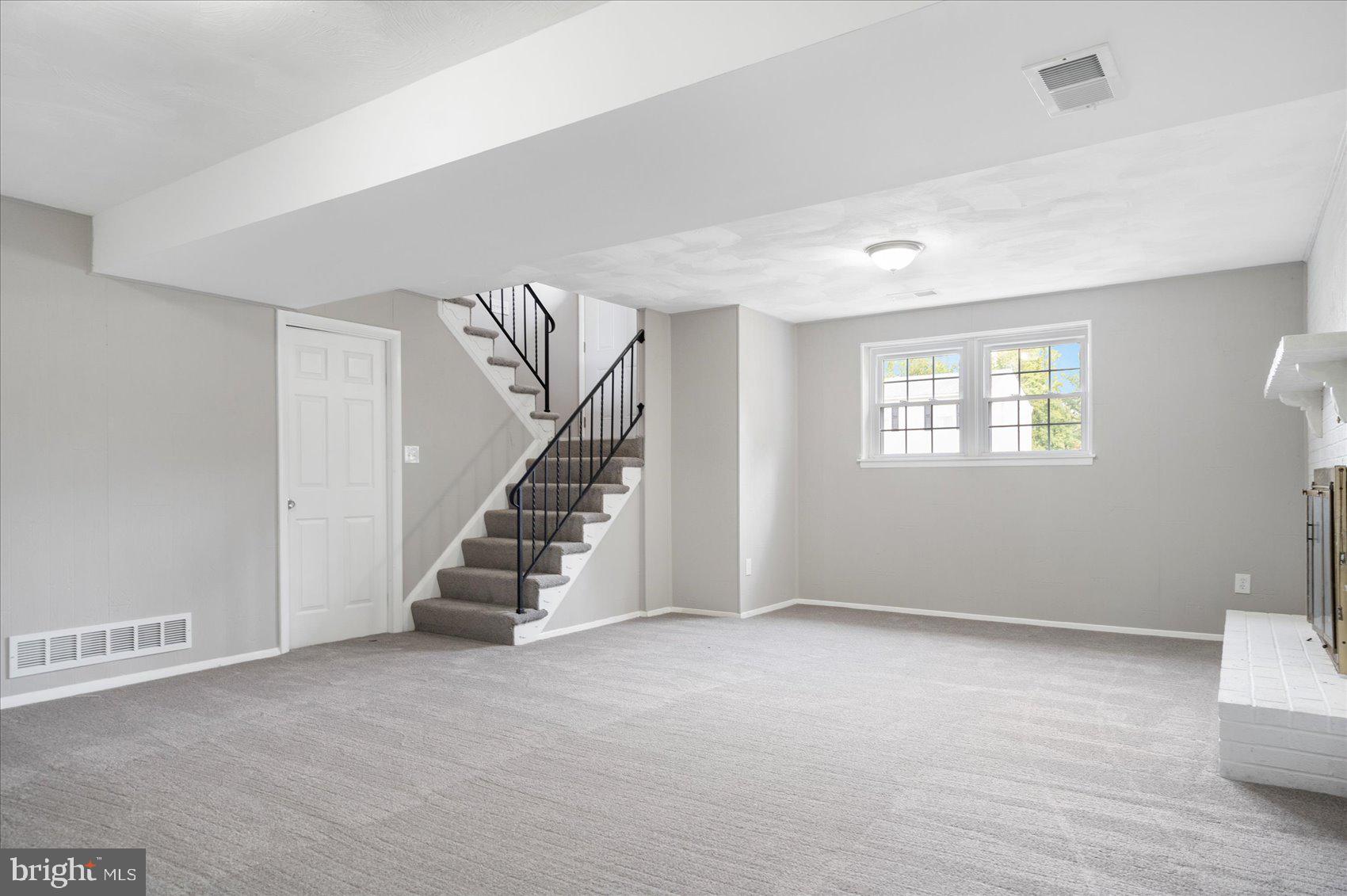 SILVERGATE VILLAGE NORTH - Residential