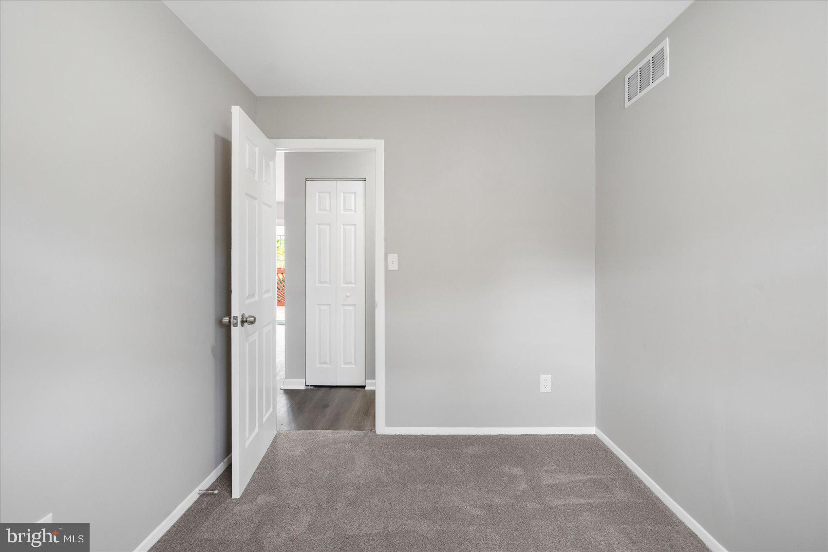 SILVERGATE VILLAGE NORTH - Residential