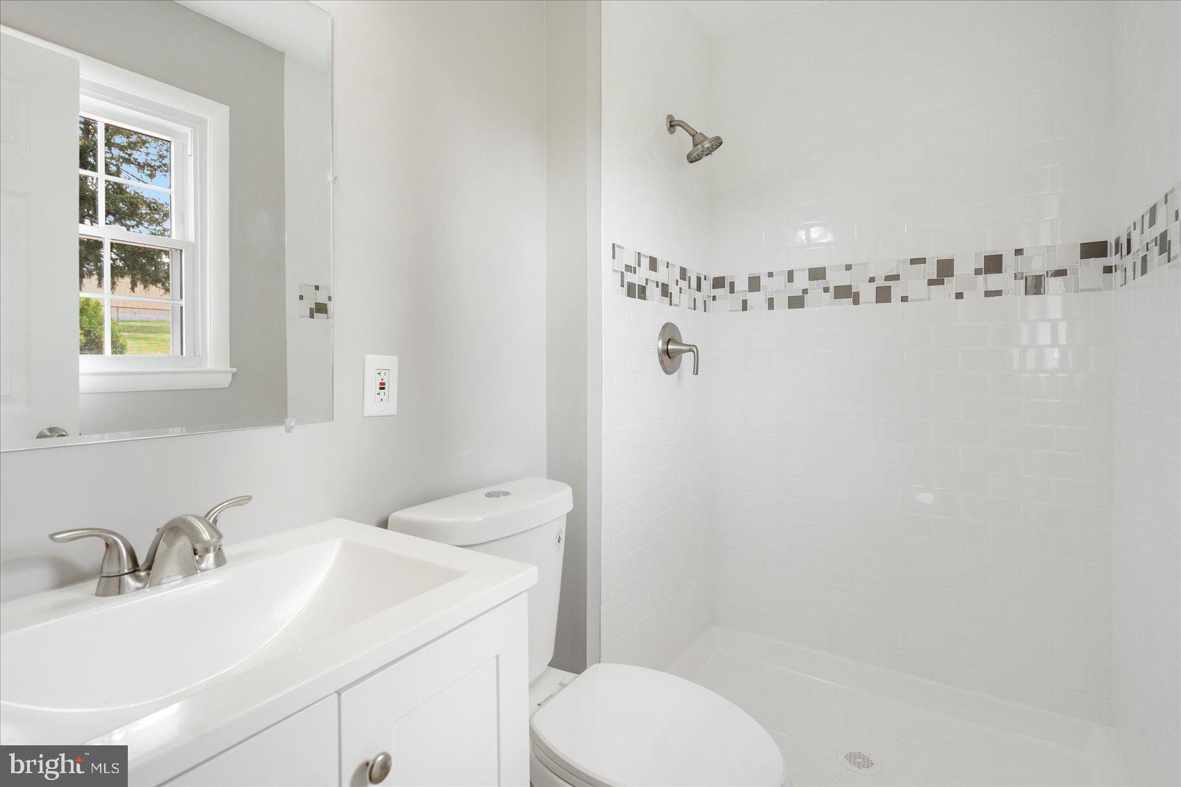 SILVERGATE VILLAGE NORTH - Residential