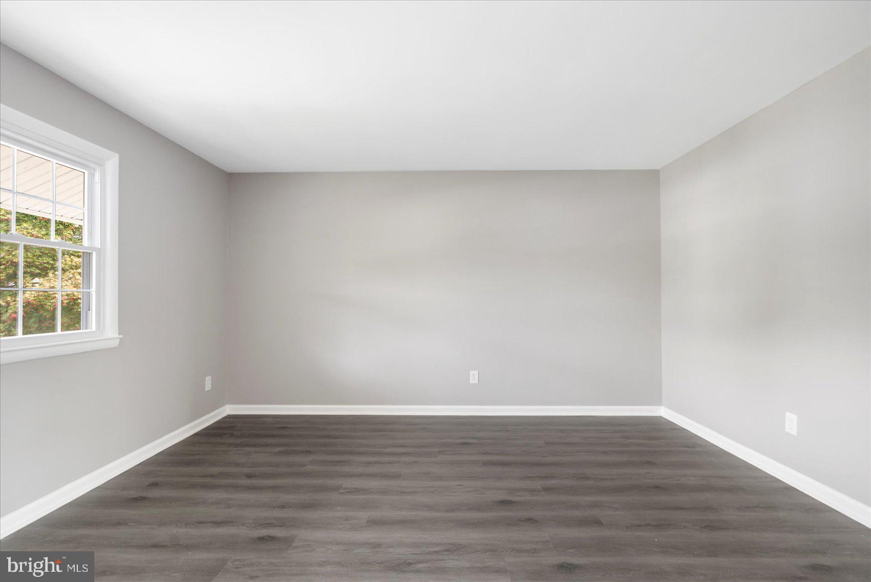 SILVERGATE VILLAGE NORTH - Residential