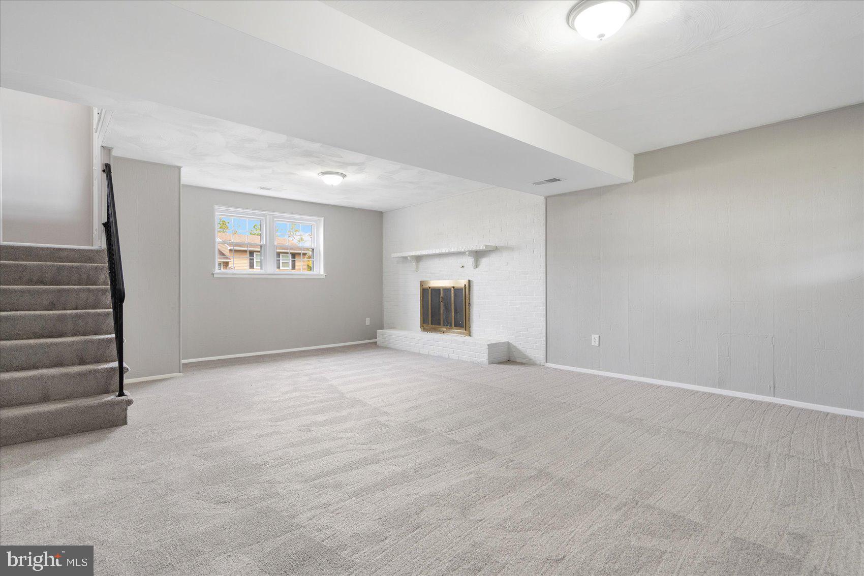 SILVERGATE VILLAGE NORTH - Residential