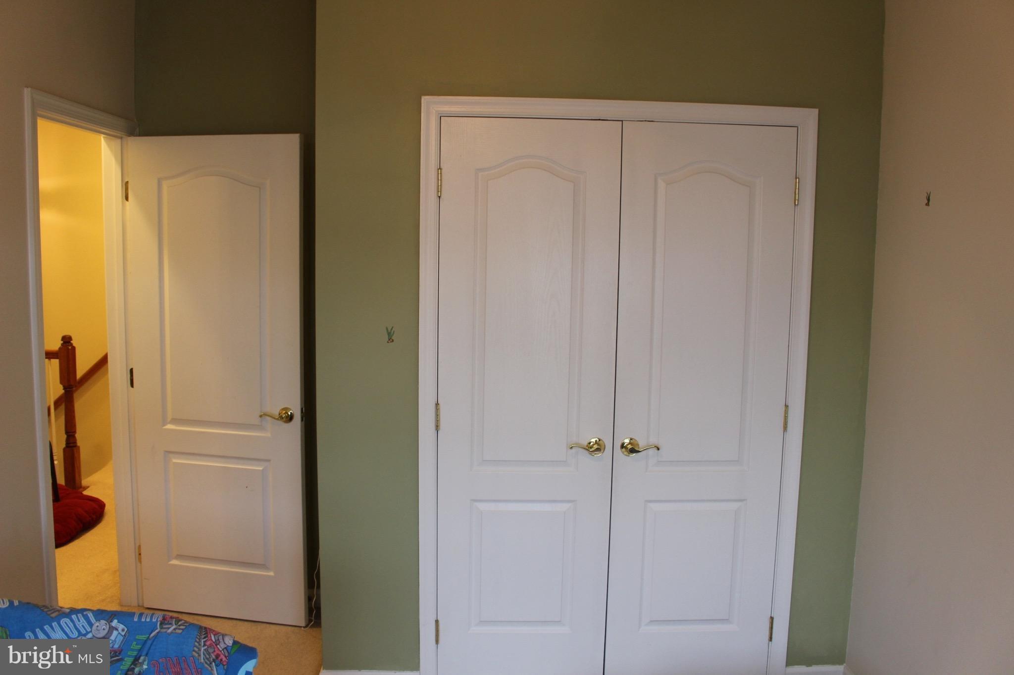 VILLAGE PLACE AT GAINESVILLE - Residential Lease